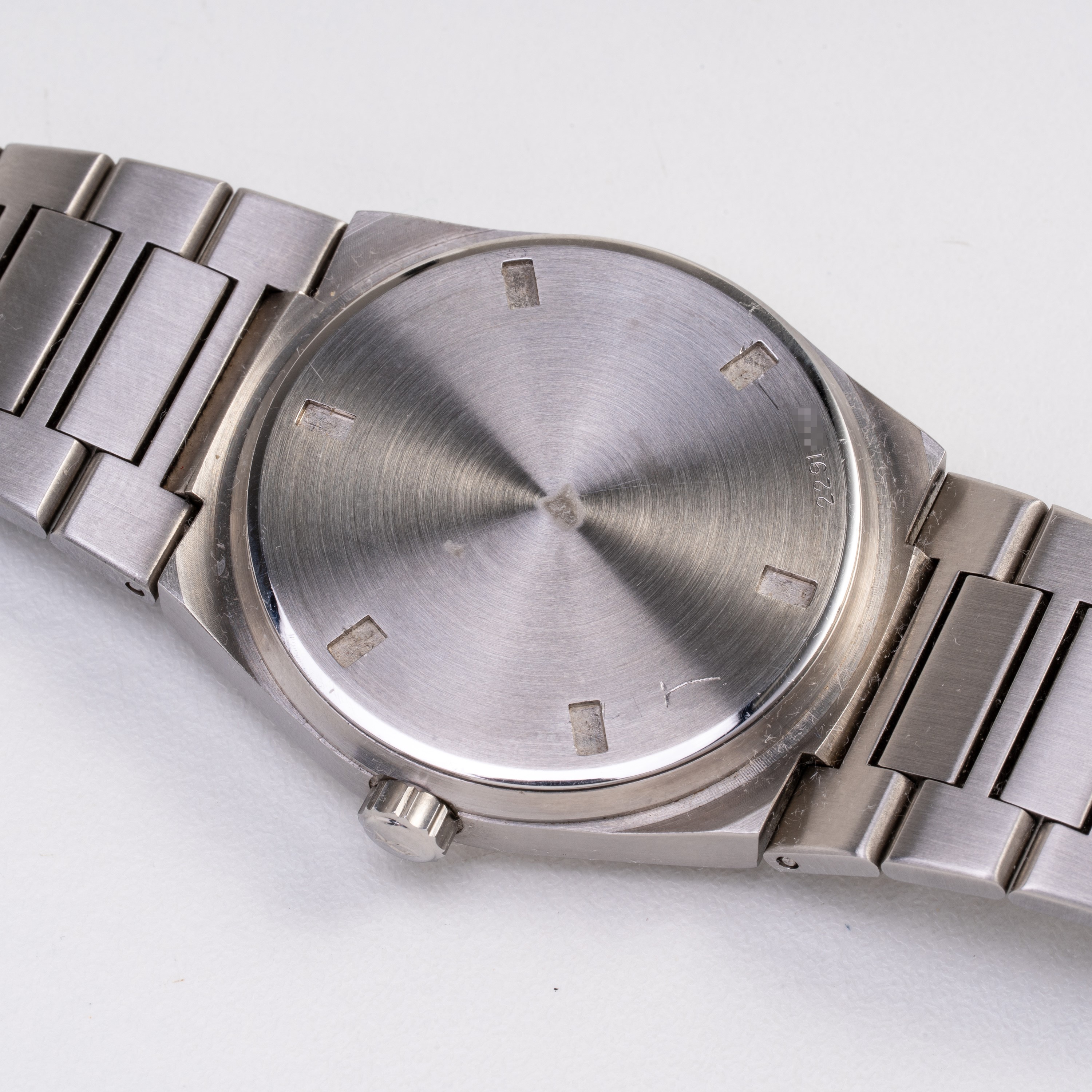 IWC - INGENIEUR OROLOGIO SOLO TEMPO IN ACCIAIO AL QUARZO CON QUADRANTE GRIGIO E DATARIO AD ORE TR...