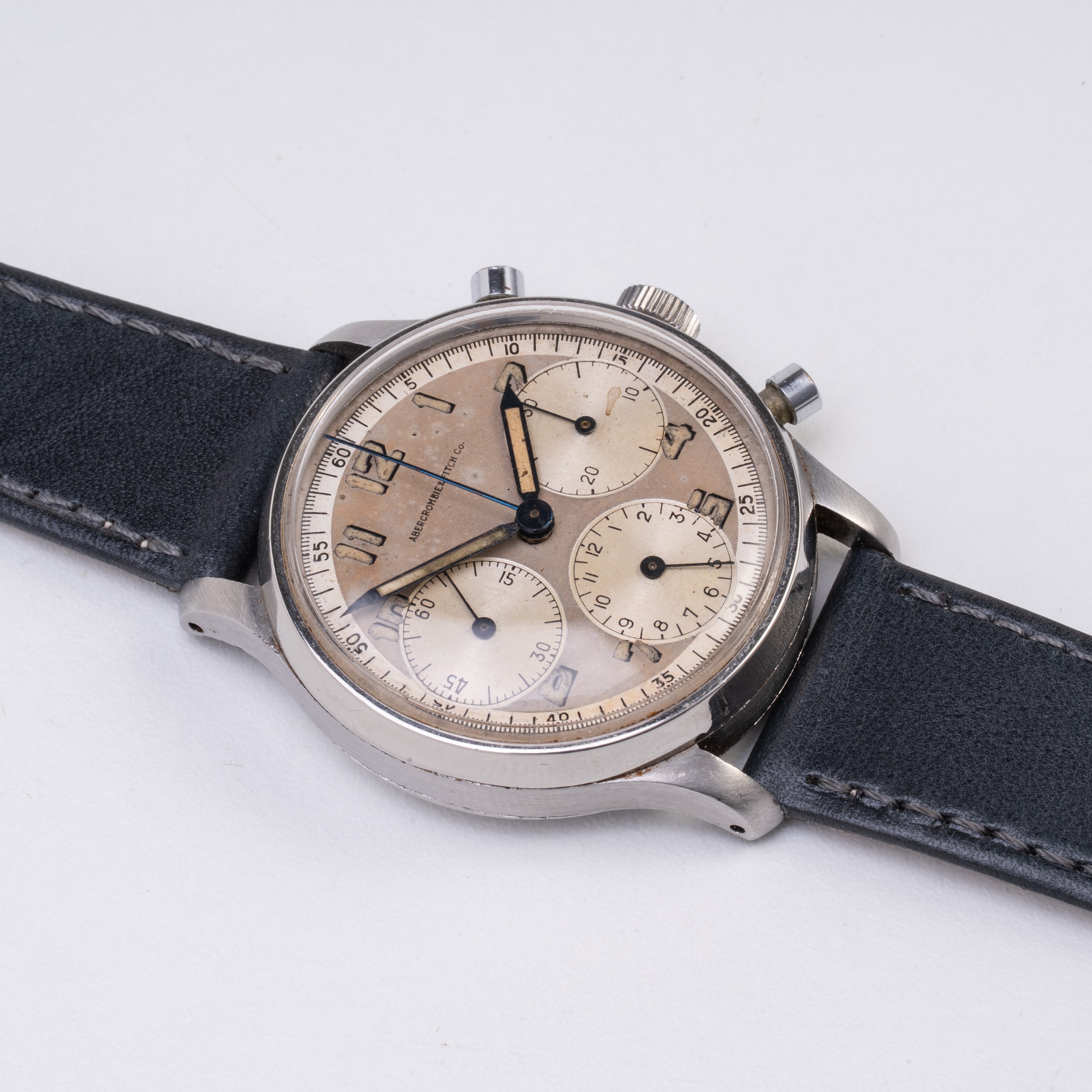 HEUER - ABERCROMBIE & FITCH CO. CRONOGRAFO A CARICA MANUALE IN ACCIAIO CON QUADRANTE BITONALE E C...