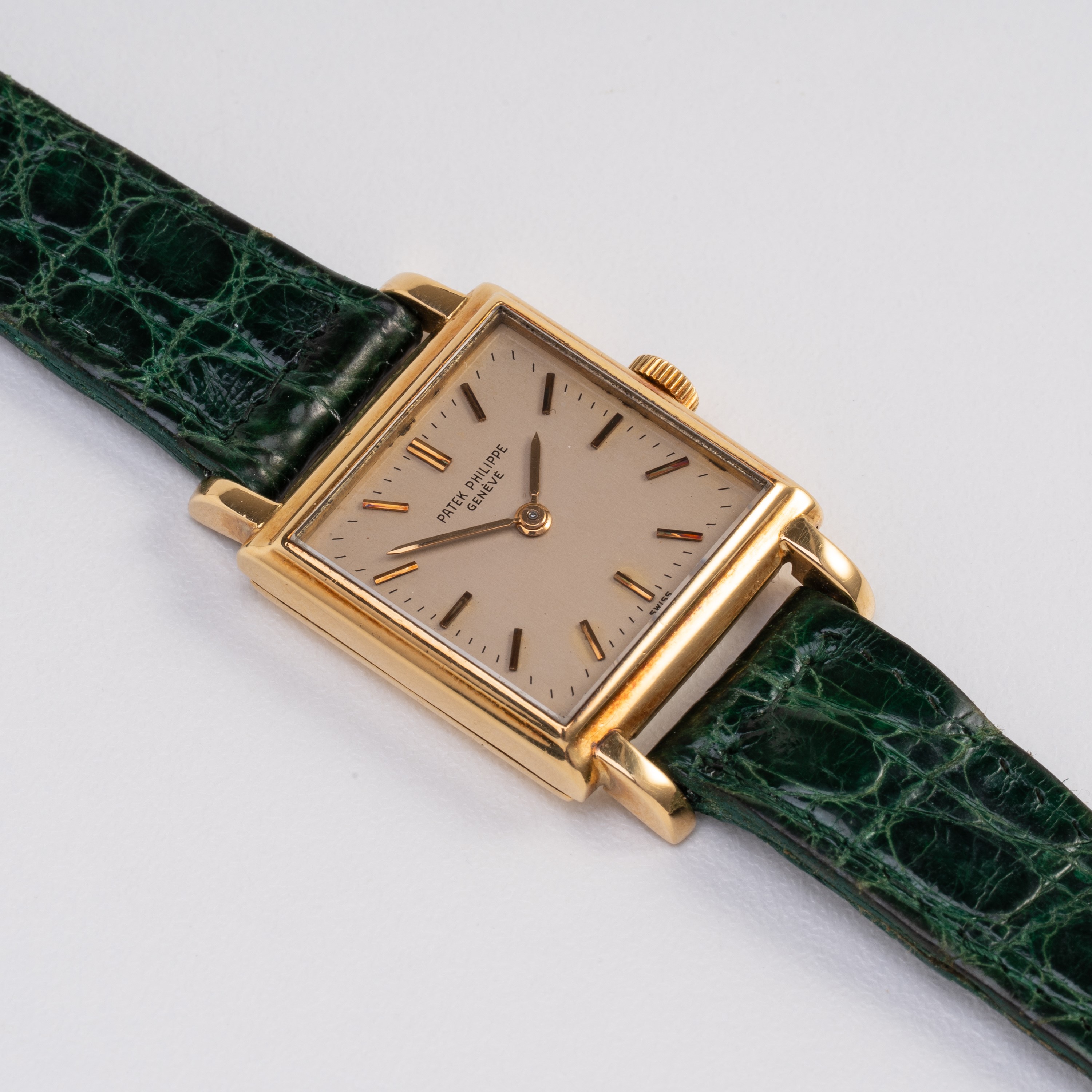 PATEK PHILIPPE OROLOGIO SOLO TEMPO A CARICA MANUALE IN ORO GIALLO 18KT