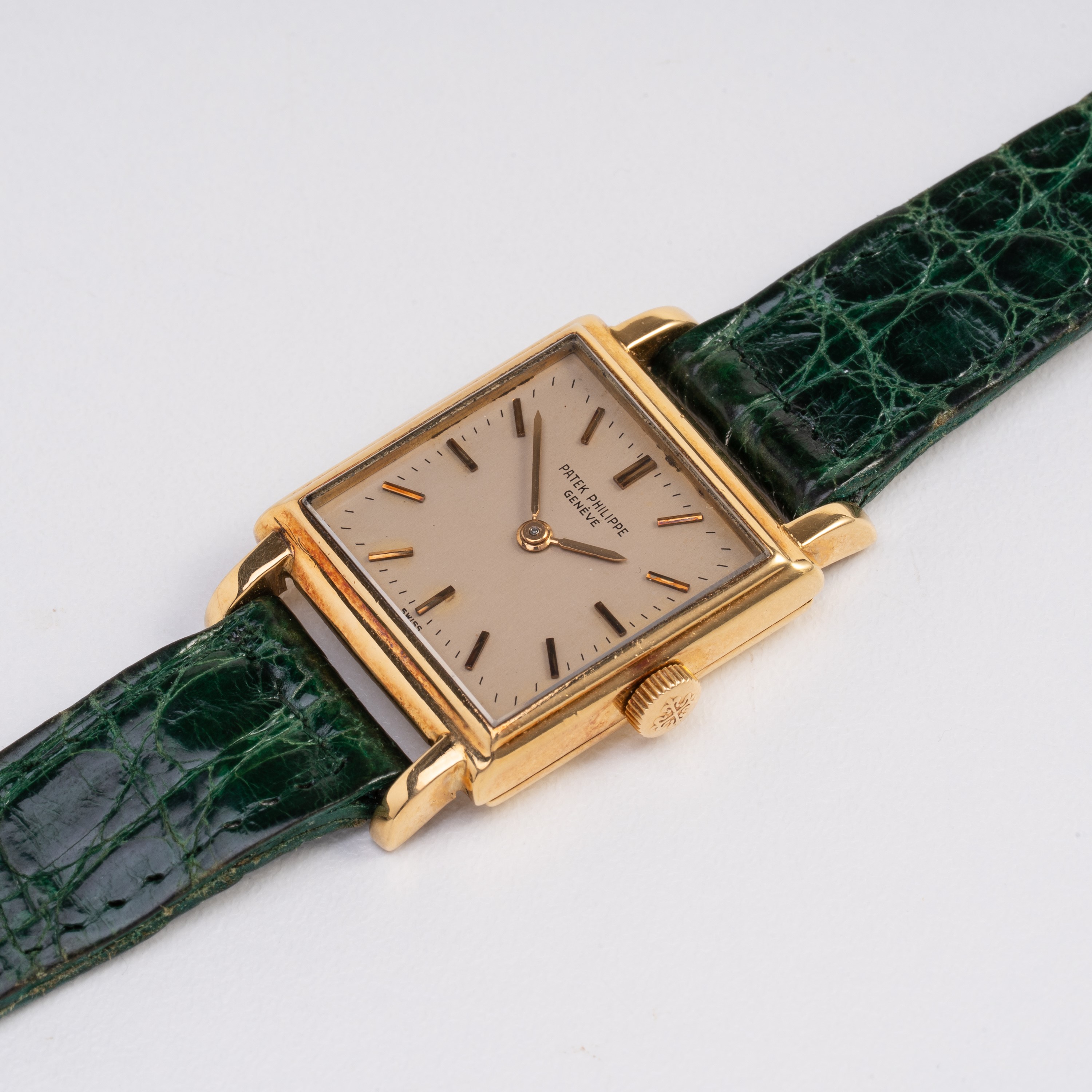 PATEK PHILIPPE OROLOGIO SOLO TEMPO A CARICA MANUALE IN ORO GIALLO 18KT