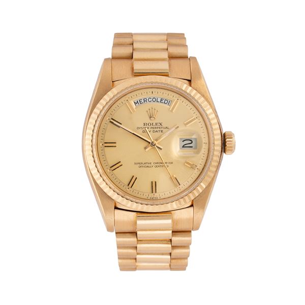 ROLEX - ROLEX - DAY DATE 18KT YELLOW GOLD SELF-WINDING DAY DATE WATCH WITH WIDE BOY DIAL AND AUGUST PRESIDENT BRACELET IN 18KT YELLOW GOLD