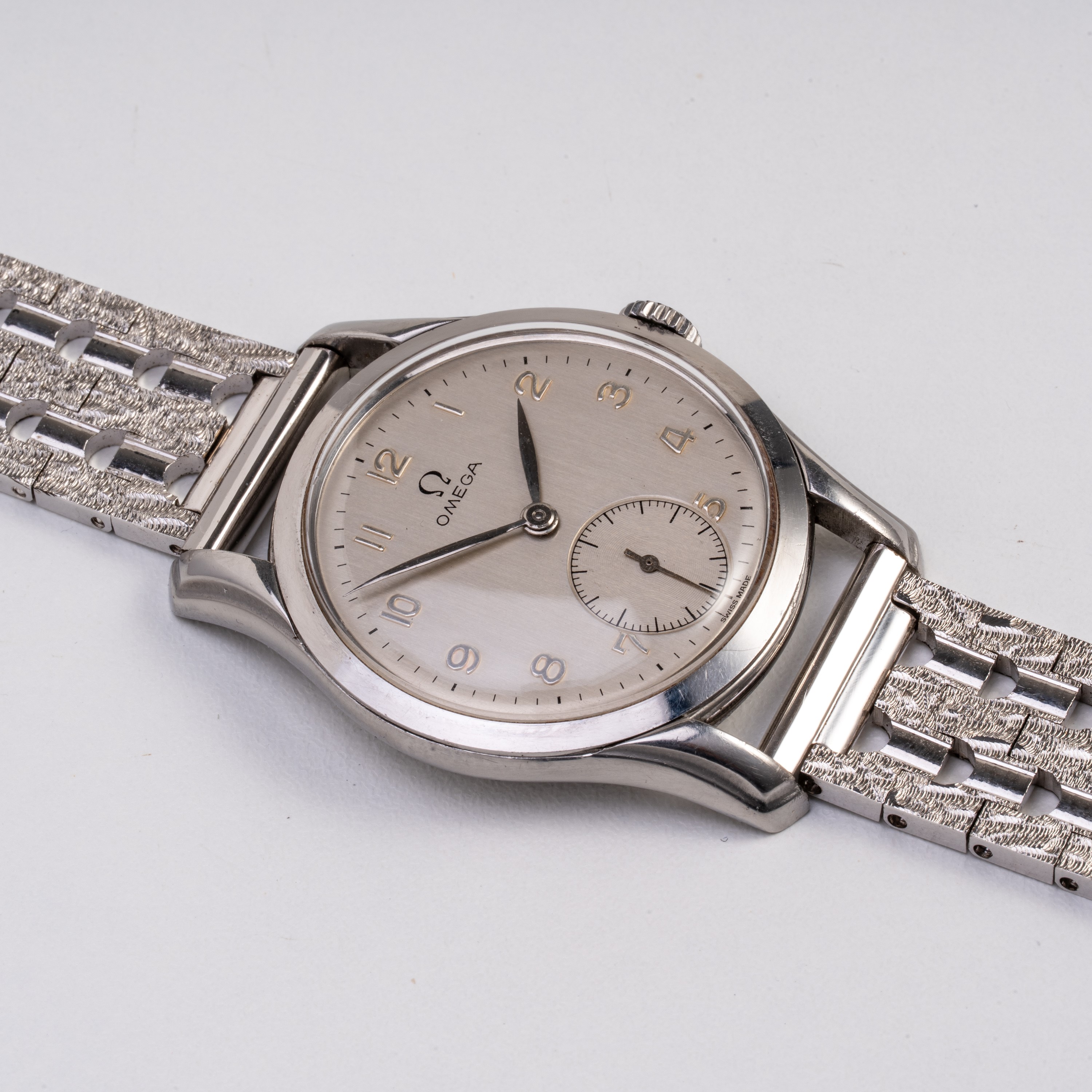 OMEGA - CALATRAVA OROLOGIO SOLO TEMPO A CARICA MANUALE IN ACCIAIO CON QUADRANTE ARGENTE' CON PICC...