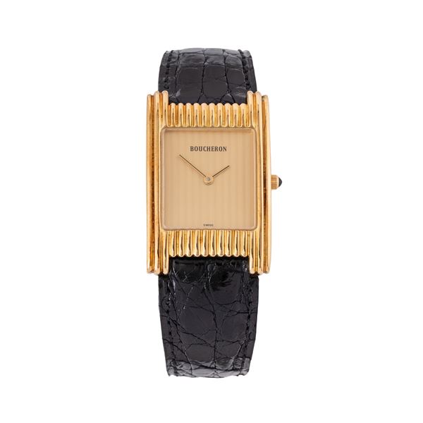 BOUCHERON - BOUCHERON - REFLET 18KT YELLOW GOLD QUARTZ TIME-ONLY WATCH WITH ENGRAVED CASE AND CHAMPAGNE DIAL