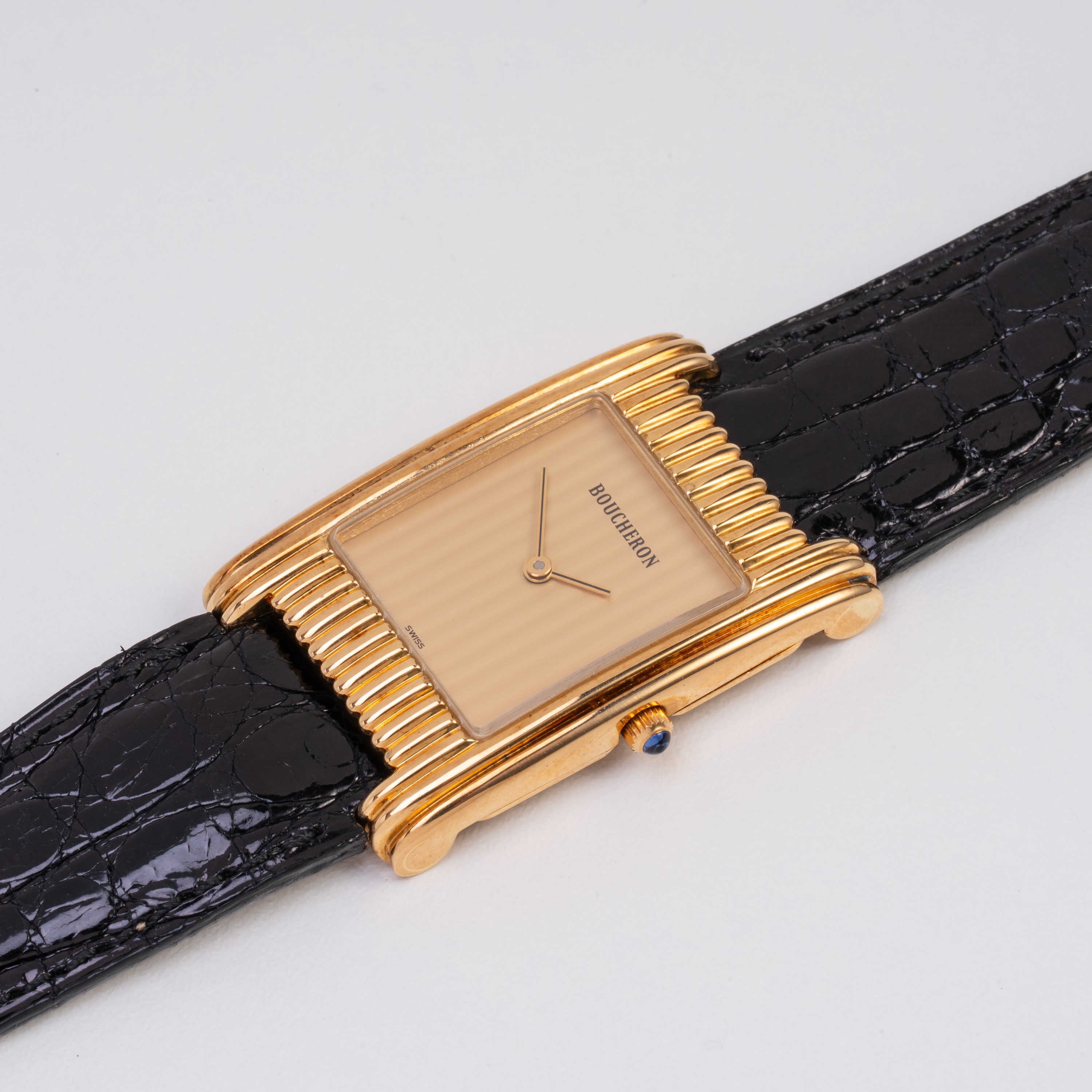 BOUCHERON - REFLET OROLOGIO SOLO TEMPO AL QUARZO IN ORO GIALLO 18KT CON CASSA LAVORATA E QUADRANT...