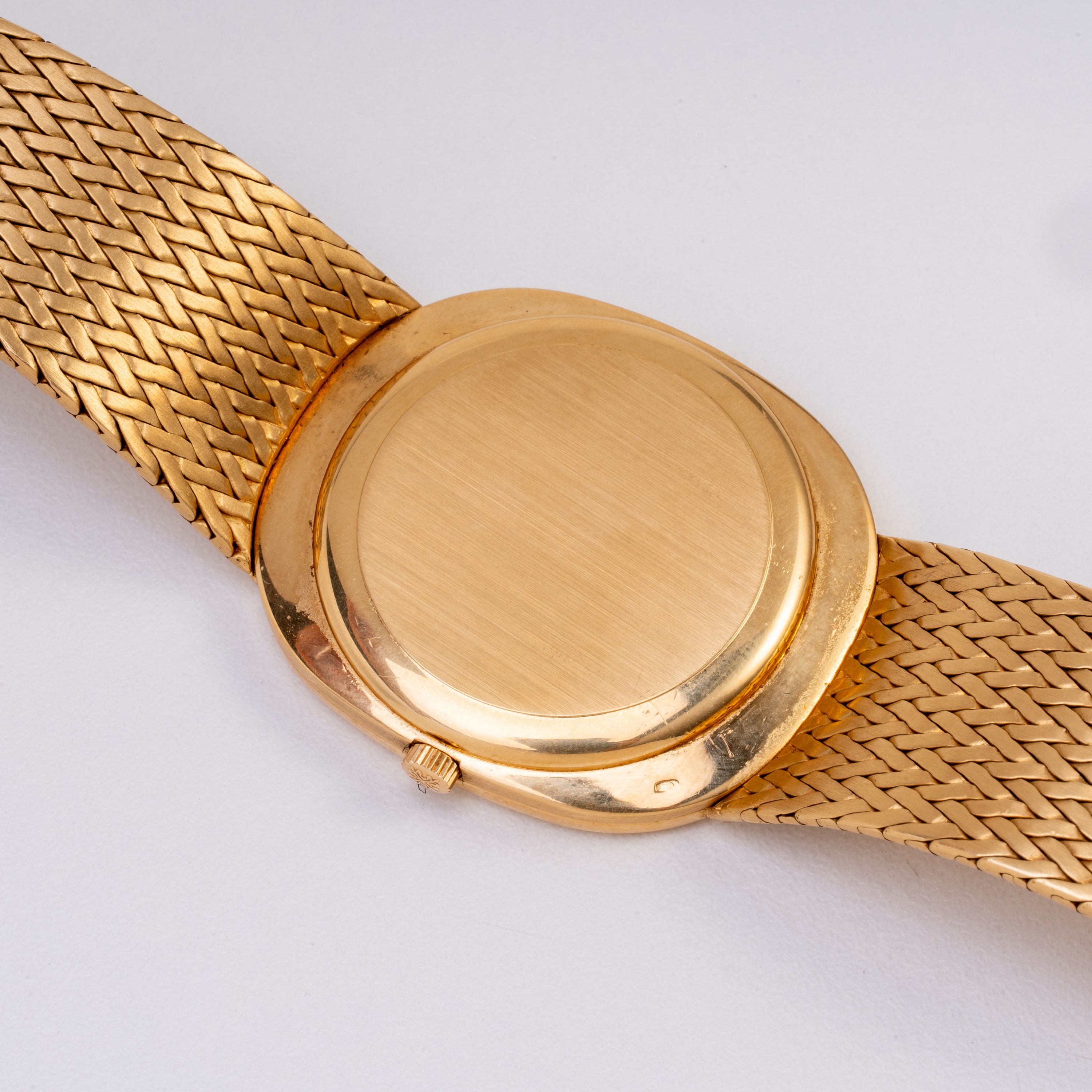 PATEK PHILIPPE - ELLIPSE JUMBO OROLOGIO SOLO TEMPO A CARICA AUTOMATICA IN ORO GIALLO 18KT CON BRA...