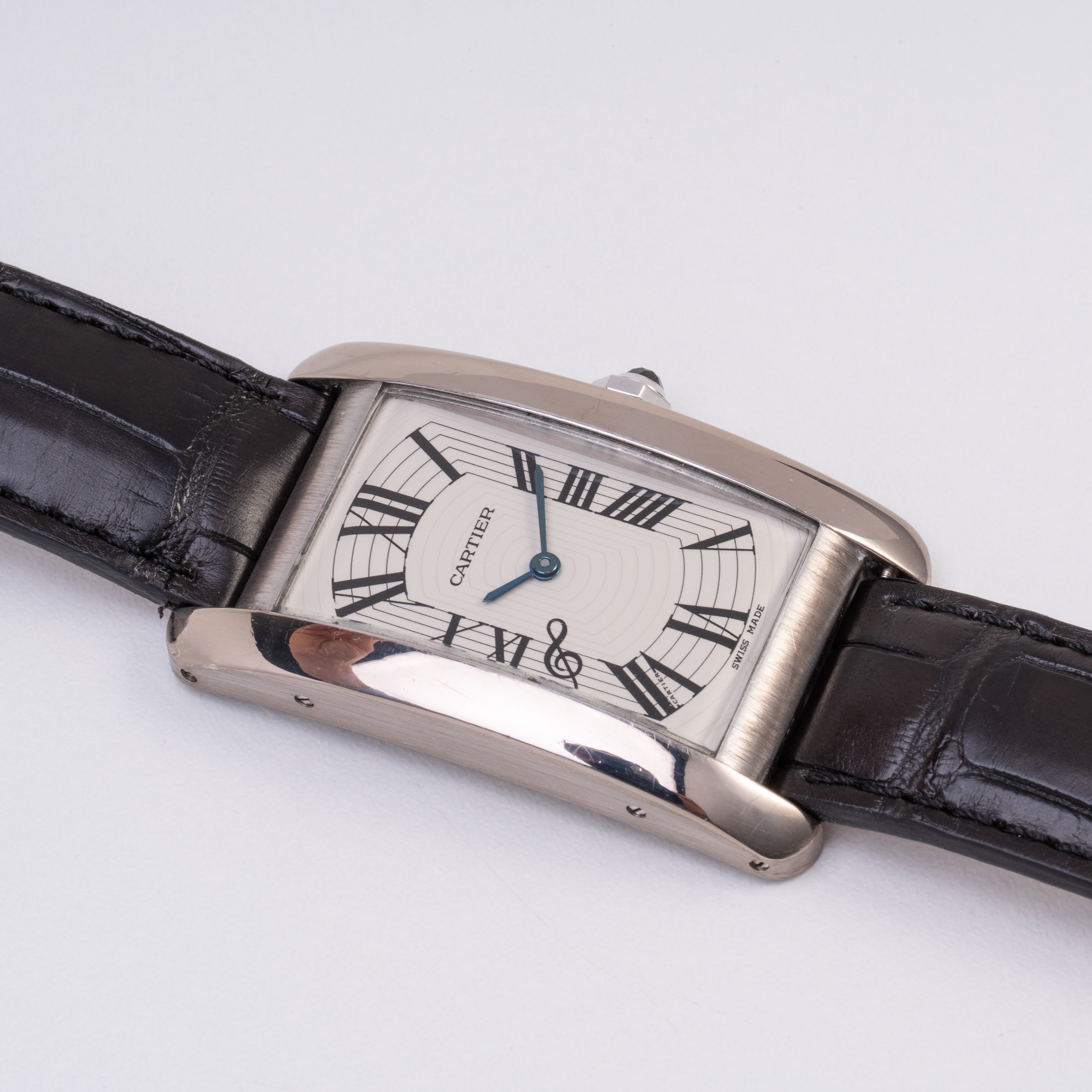CARTIER - TANK AMERICAINE OROLOGIO SOLO TEMPO A CARICA AUTOMATICA IN ORO BIANCO 18KT REALIZZATO P...