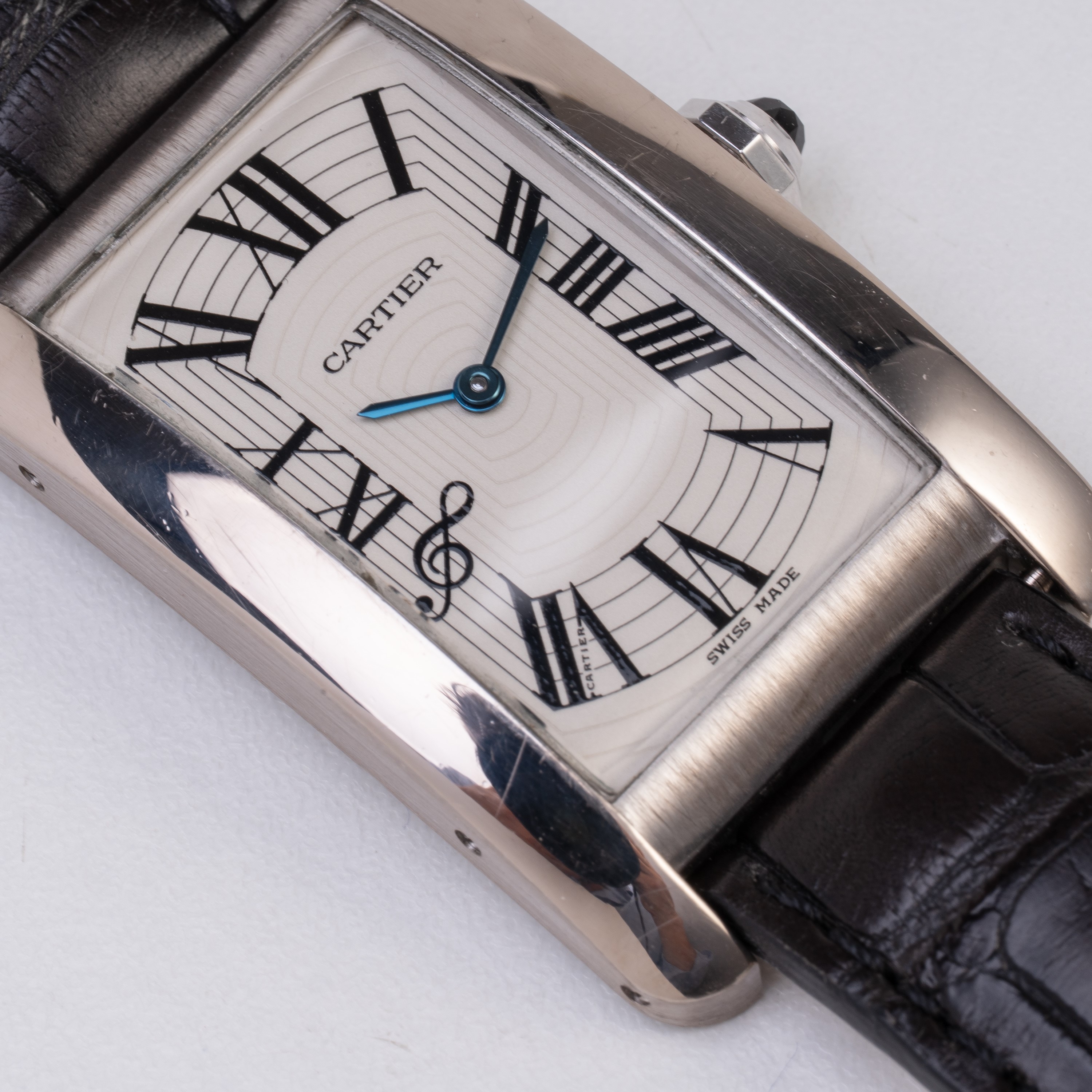 CARTIER - TANK AMERICAINE OROLOGIO SOLO TEMPO A CARICA AUTOMATICA IN ORO BIANCO 18KT REALIZZATO P...