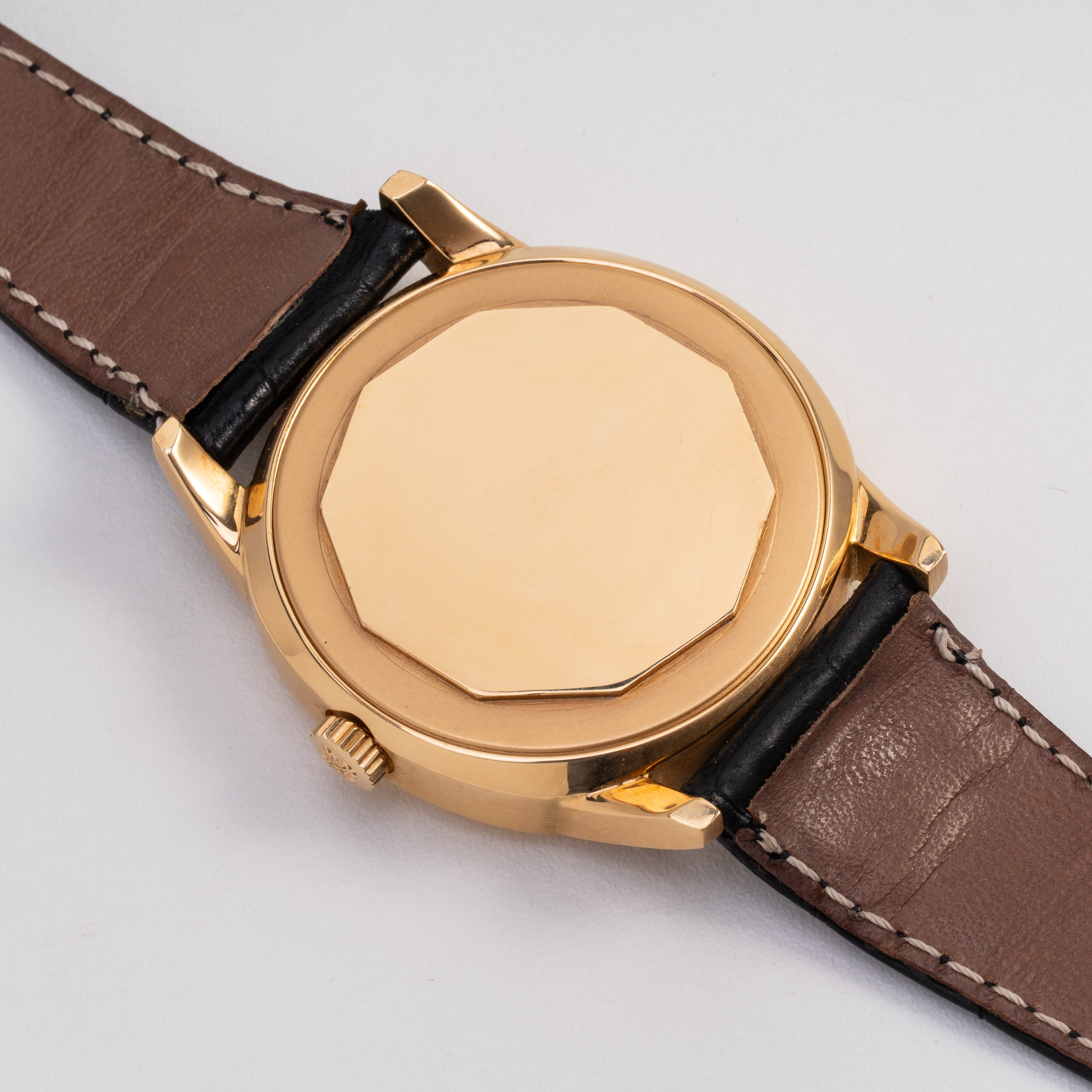 PATEK PHILIPPE - BETA 21 OROLOGIO SOLO TEMPO AL QUARZO IN ORO GIALLO 18KT CON QUADRANTE CON VIRAG...