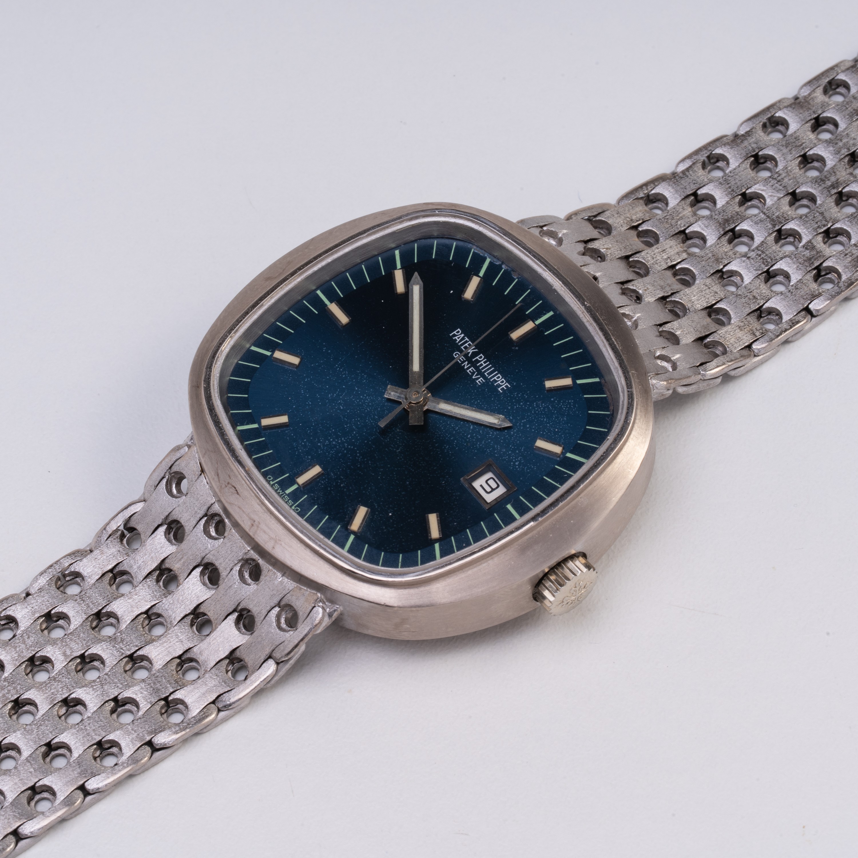 PATEK PHILIPPE - BETA 21 OROLOGIO SOLO TEMPO AL QUARZO IN ORO BIANCO 18KT CON QUADRANTE BLU SIGMA...