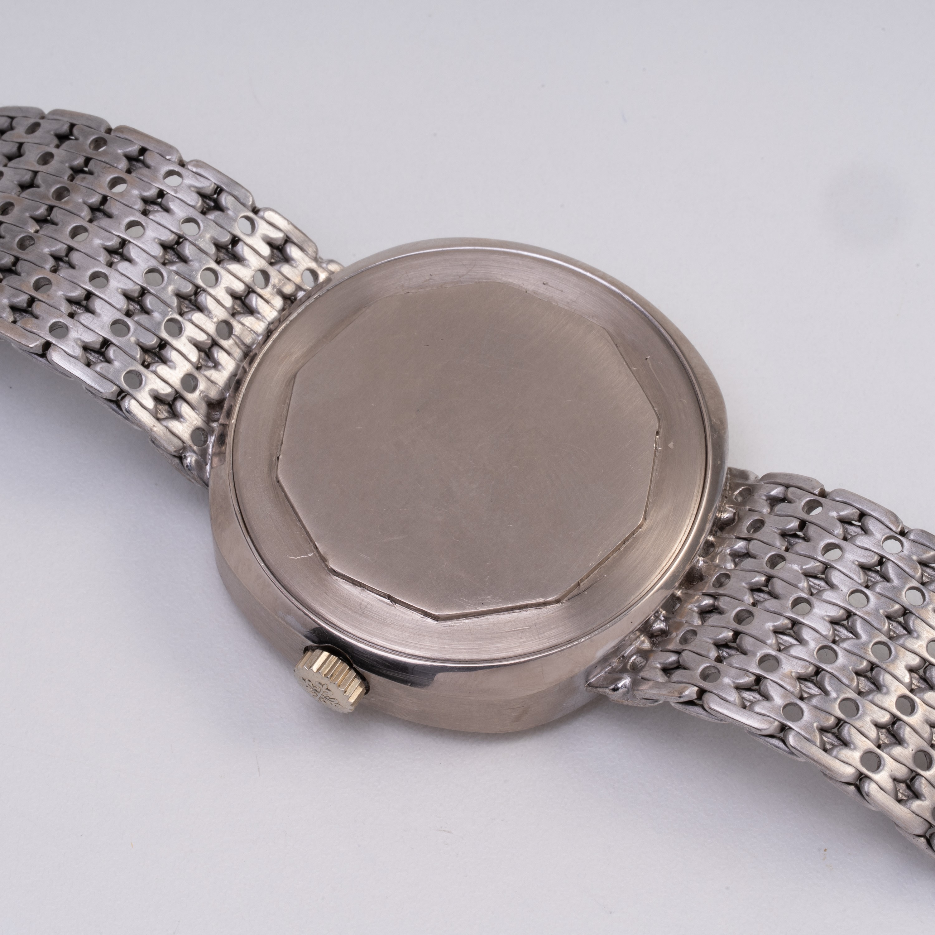 PATEK PHILIPPE - BETA 21 OROLOGIO SOLO TEMPO AL QUARZO IN ORO BIANCO 18KT CON QUADRANTE BLU SIGMA...