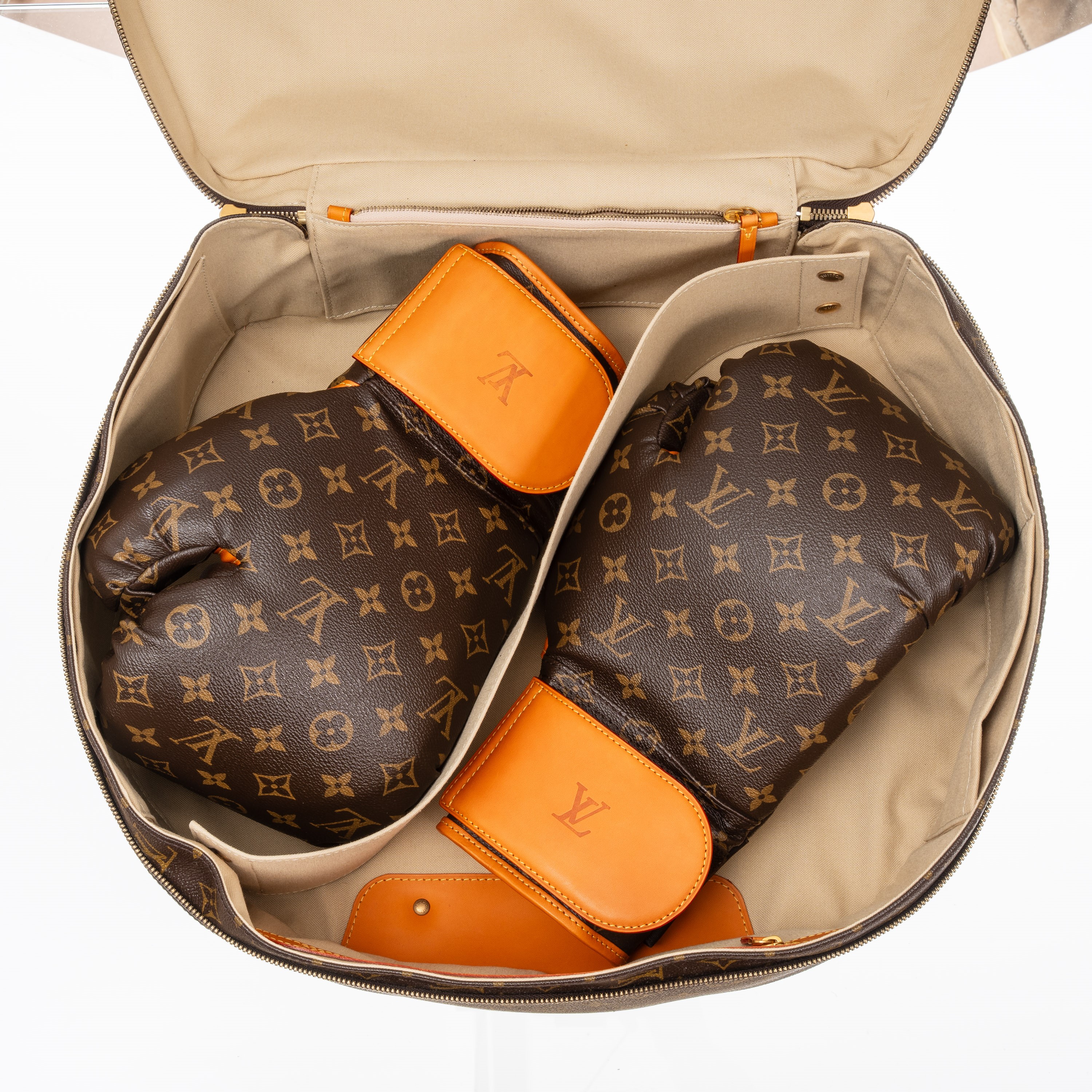 LOUIS VUITTON X KARL LAGERFELD BOXE SET