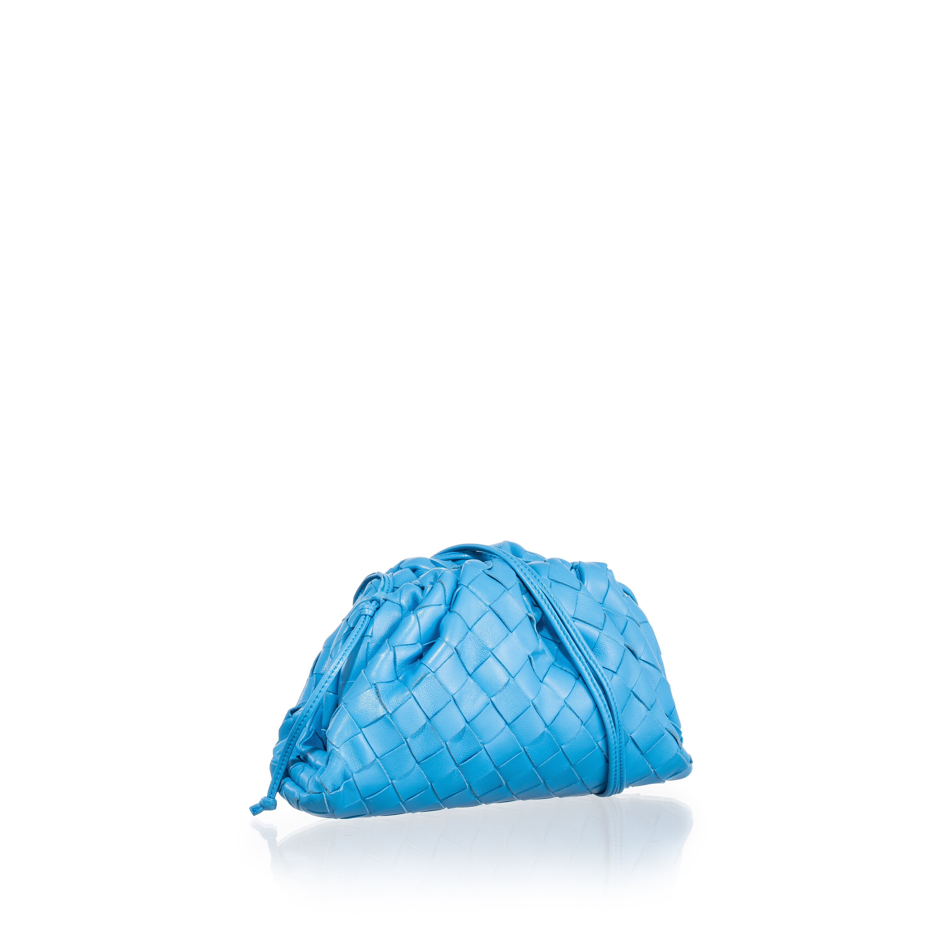 BOTTEGA VENETA MINI POUCH AZZURRA CON MOTIVO INTRECCIATO E TRACOLLA