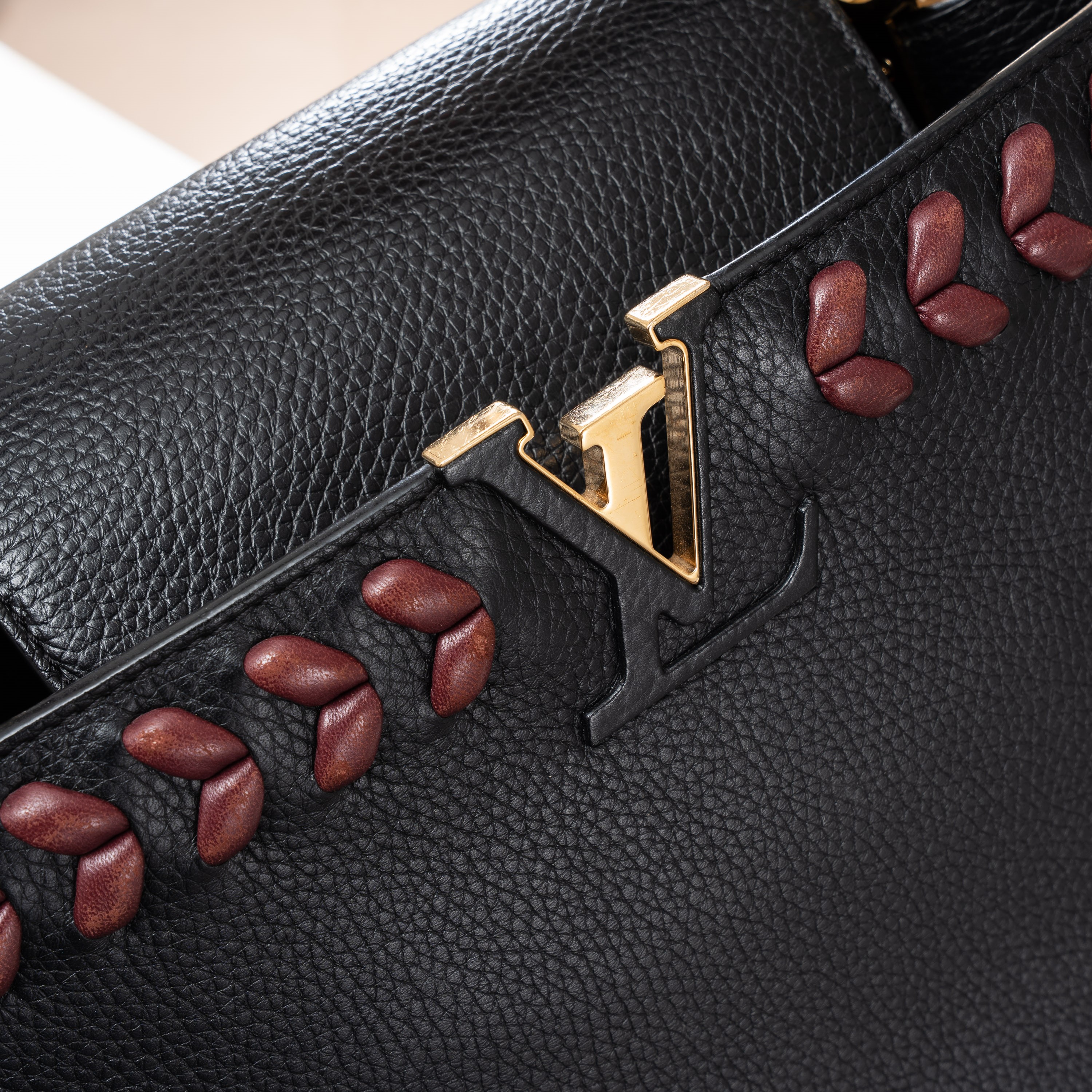 LOUIS VUITTON CAPUCINES GM LIMITED EDITION NERA 2017