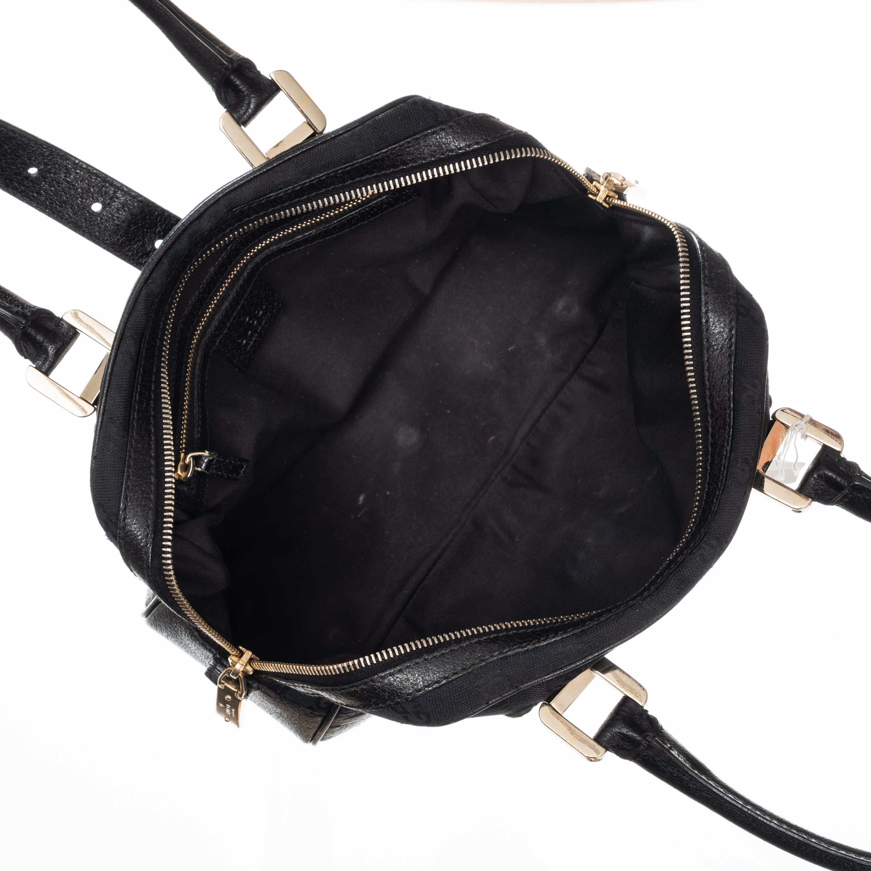 GUCCI BAULETTO LOGATO NERO