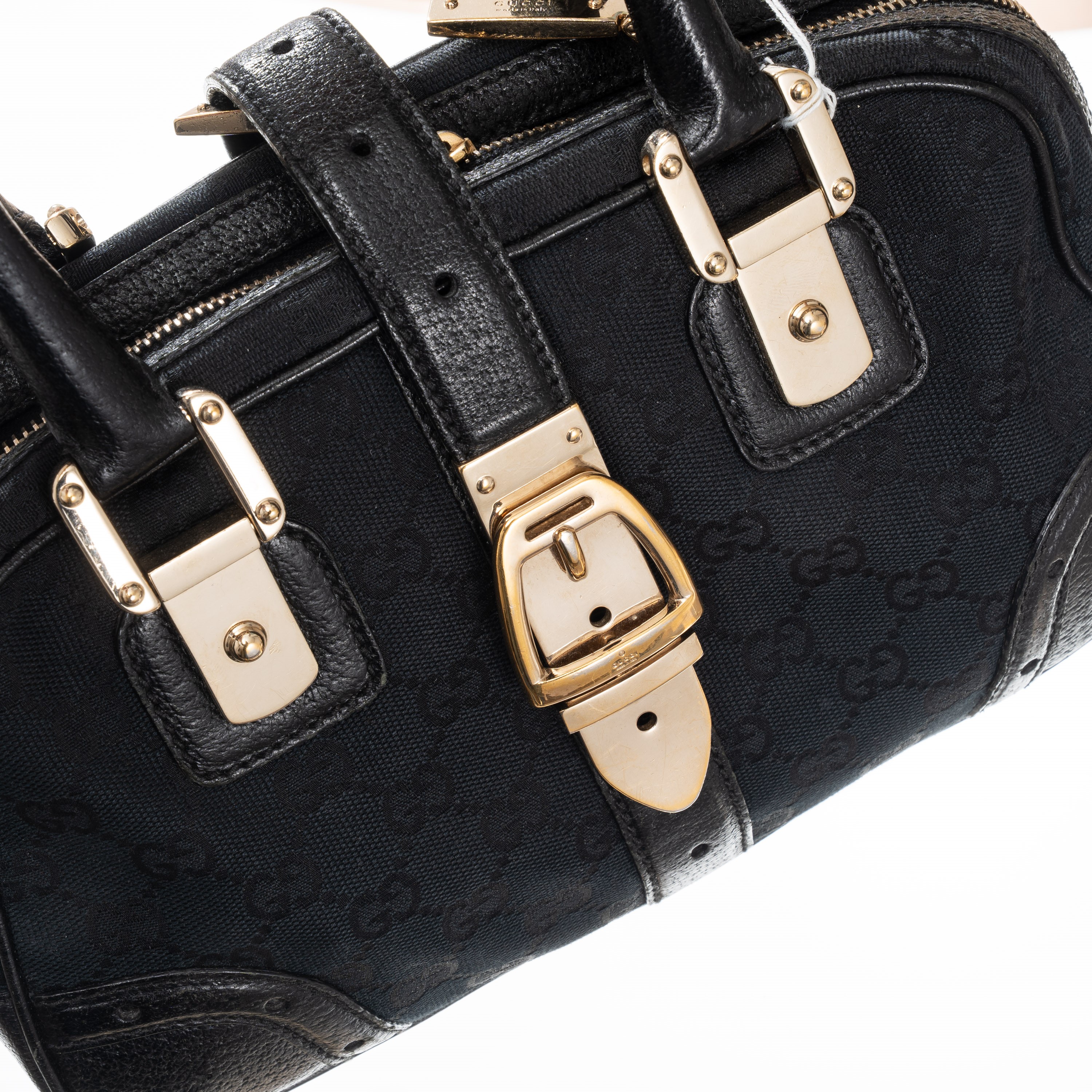 GUCCI BAULETTO LOGATO NERO