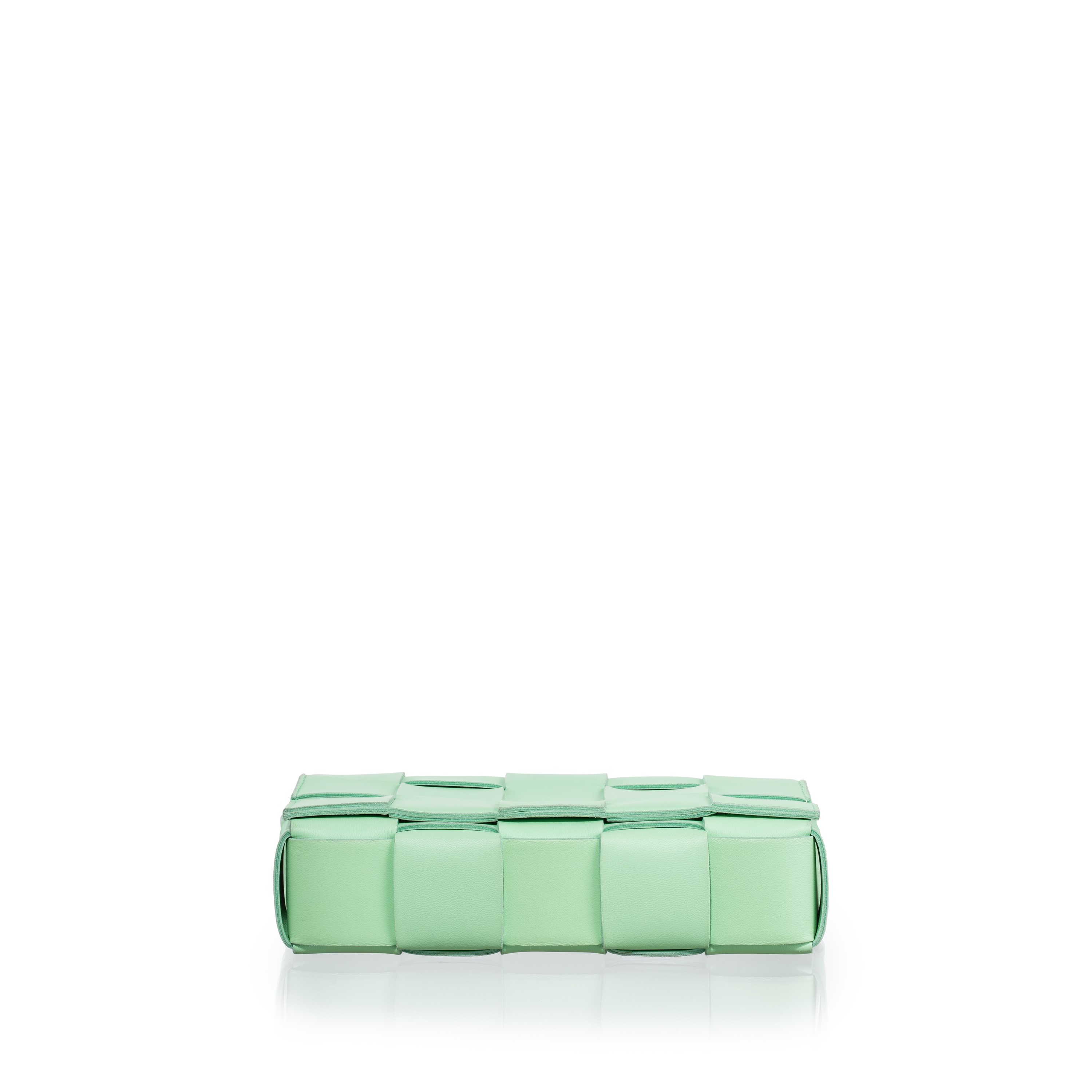 BOTTEGA VENETA BORSA A TRACOLLA CASSETTE IN PELLE CON MOTIVO INTRECCIO COLOR MENTA