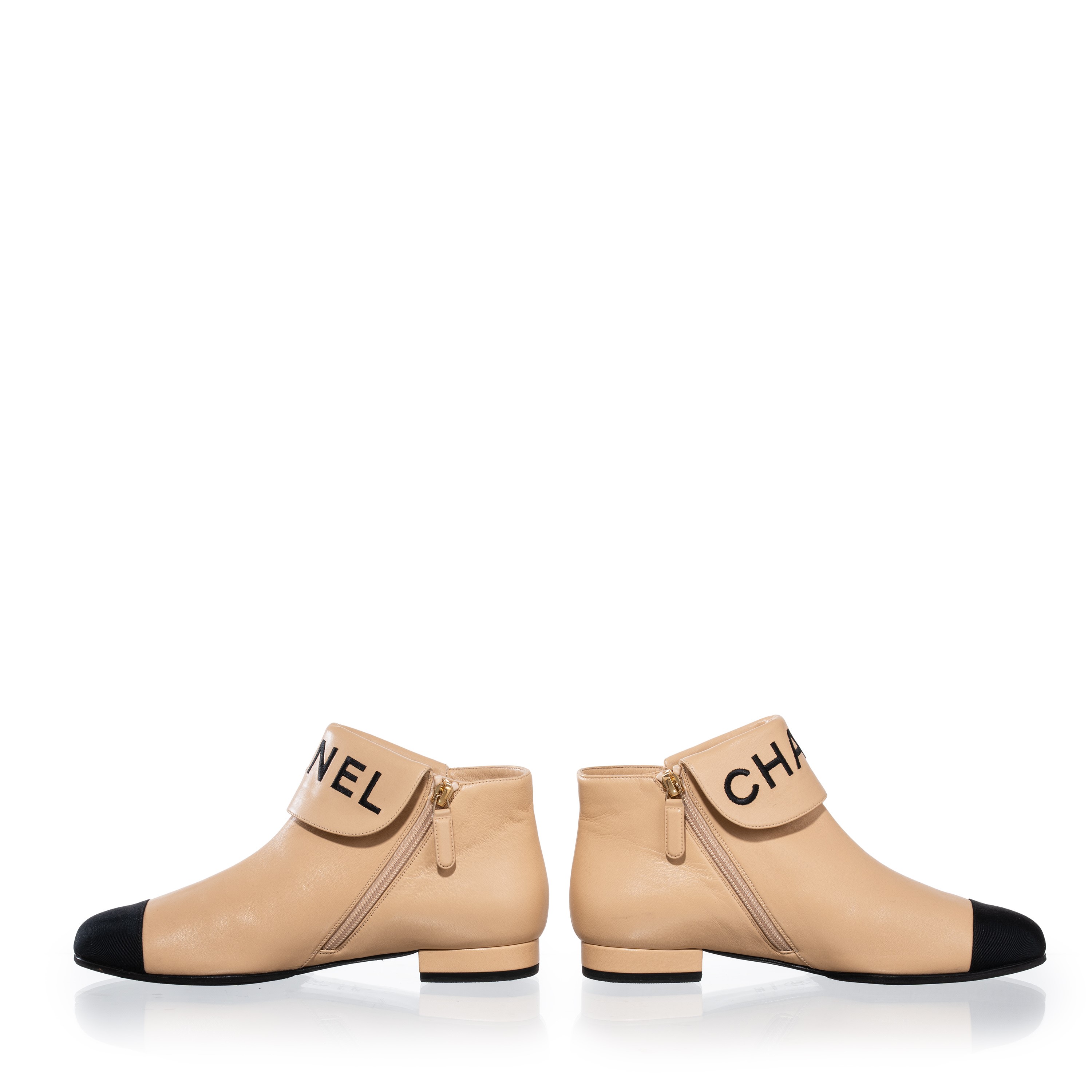 CHANEL STIVALETTO BASSO BEIGE E NERO - TAGLIA 37,5