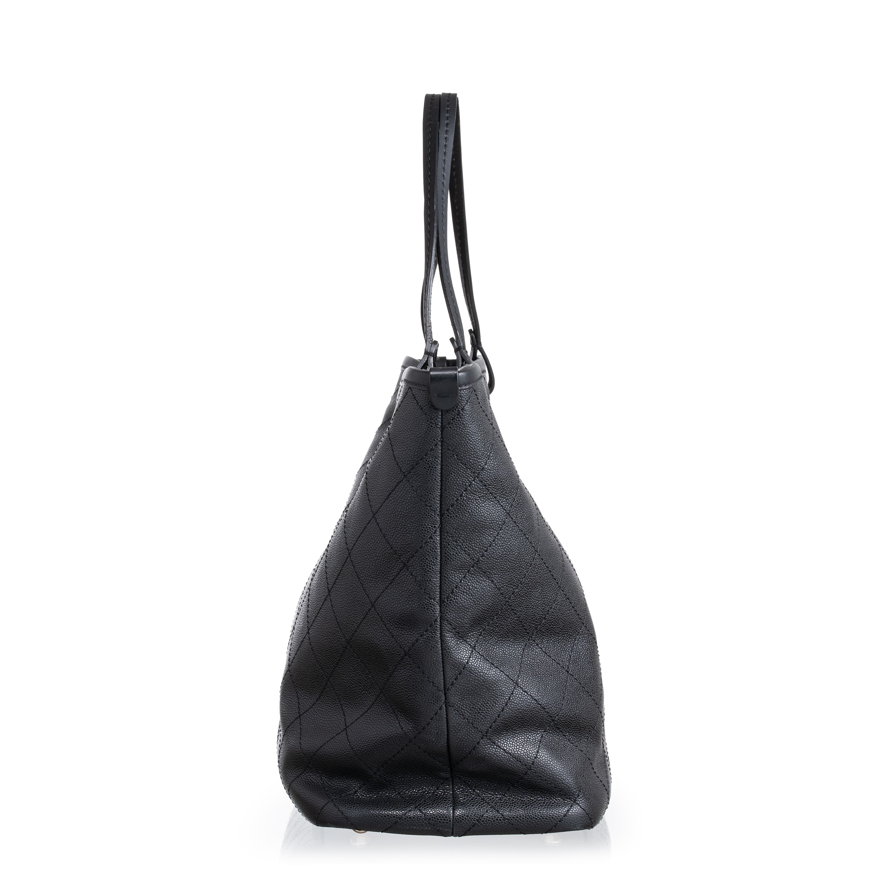 CHANEL SHOPPING XL IN PELLE MARTELLATA NERA