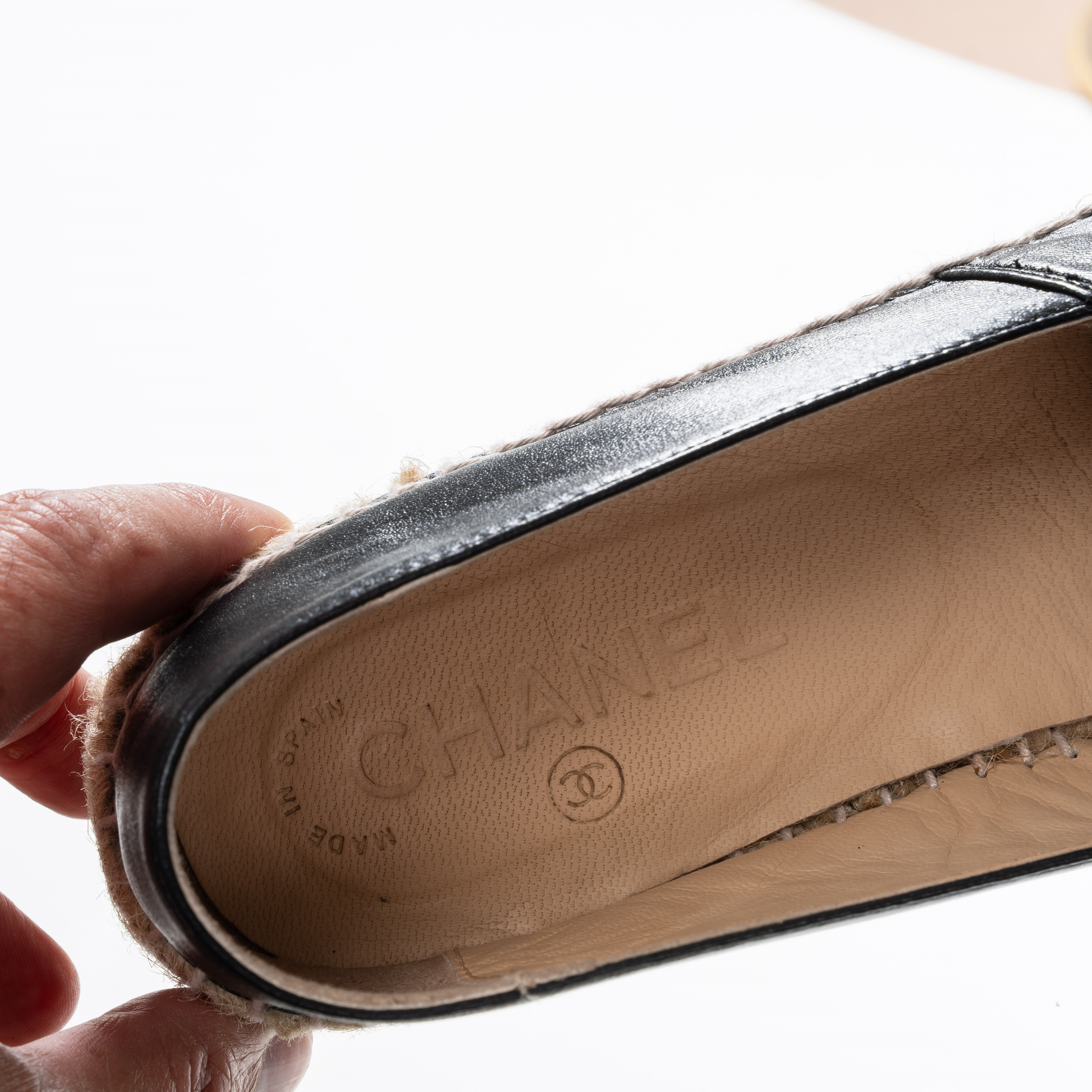 CHANEL ESPADRILLAS IN PELLE D’AGNELLO NERE- TAGLIA 39