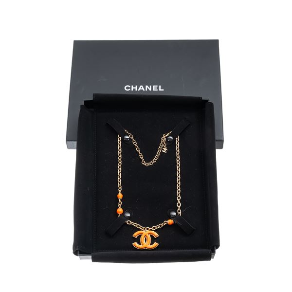 CHANEL - CHANEL COLLANA GIROCOLLO CIONDOLO CC SMALTATO ARANCIONE