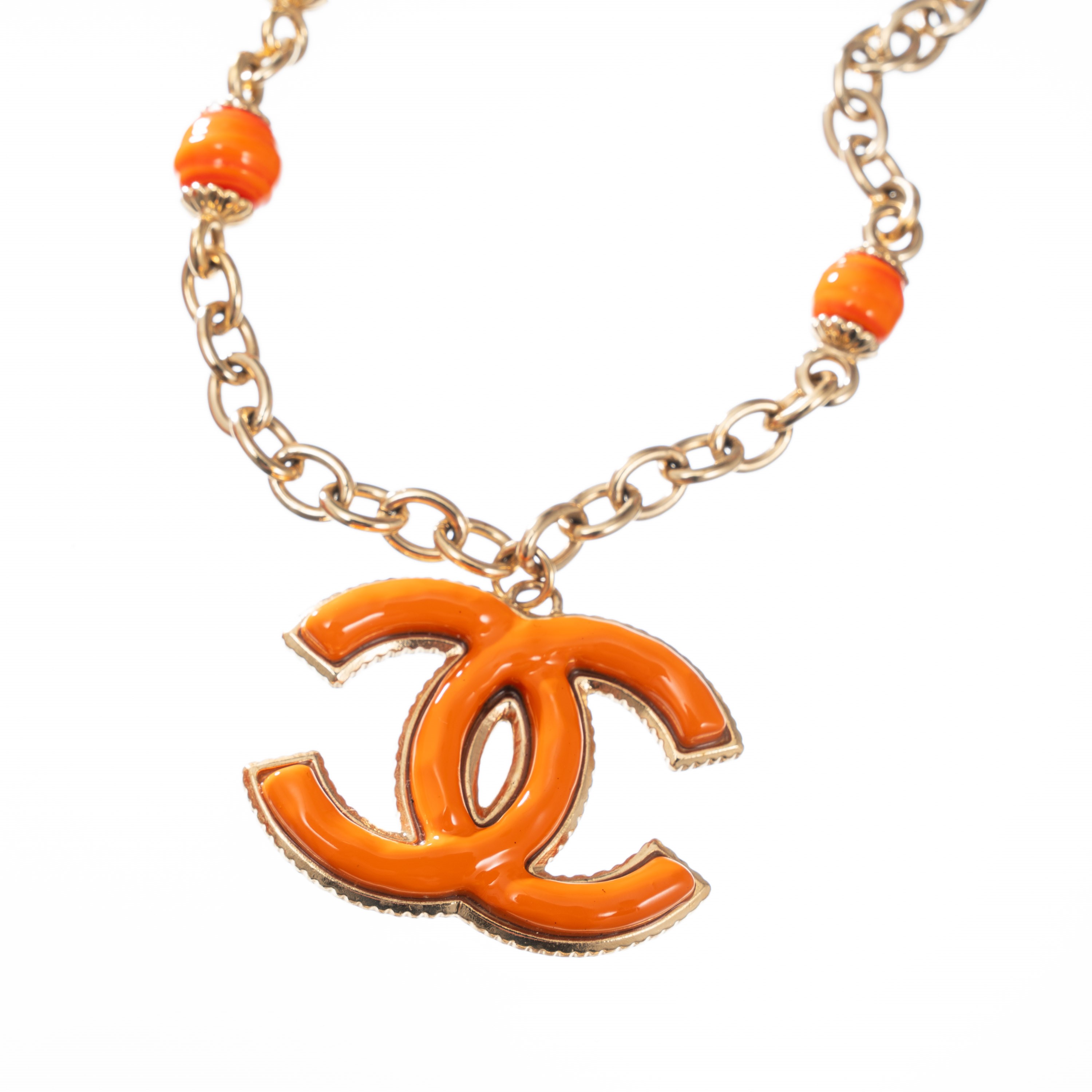 CHANEL COLLANA GIROCOLLO CIONDOLO CC SMALTATO ARANCIONE