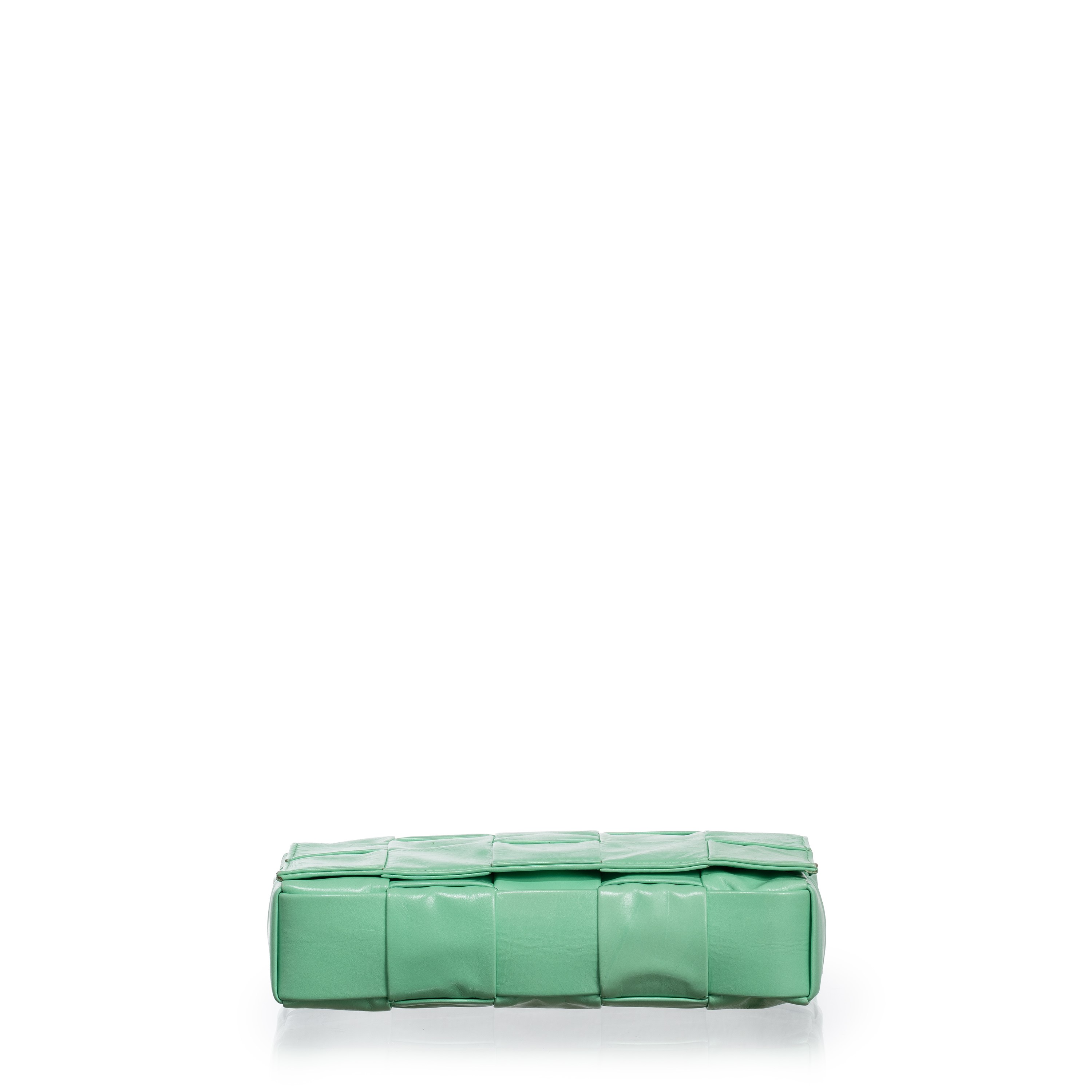 BOTTEGA VENETA BORSA A TRACOLLA STRETCH CASSETTE IN PELLE CON MOTIVO INTRECCIO COLOR MENTA