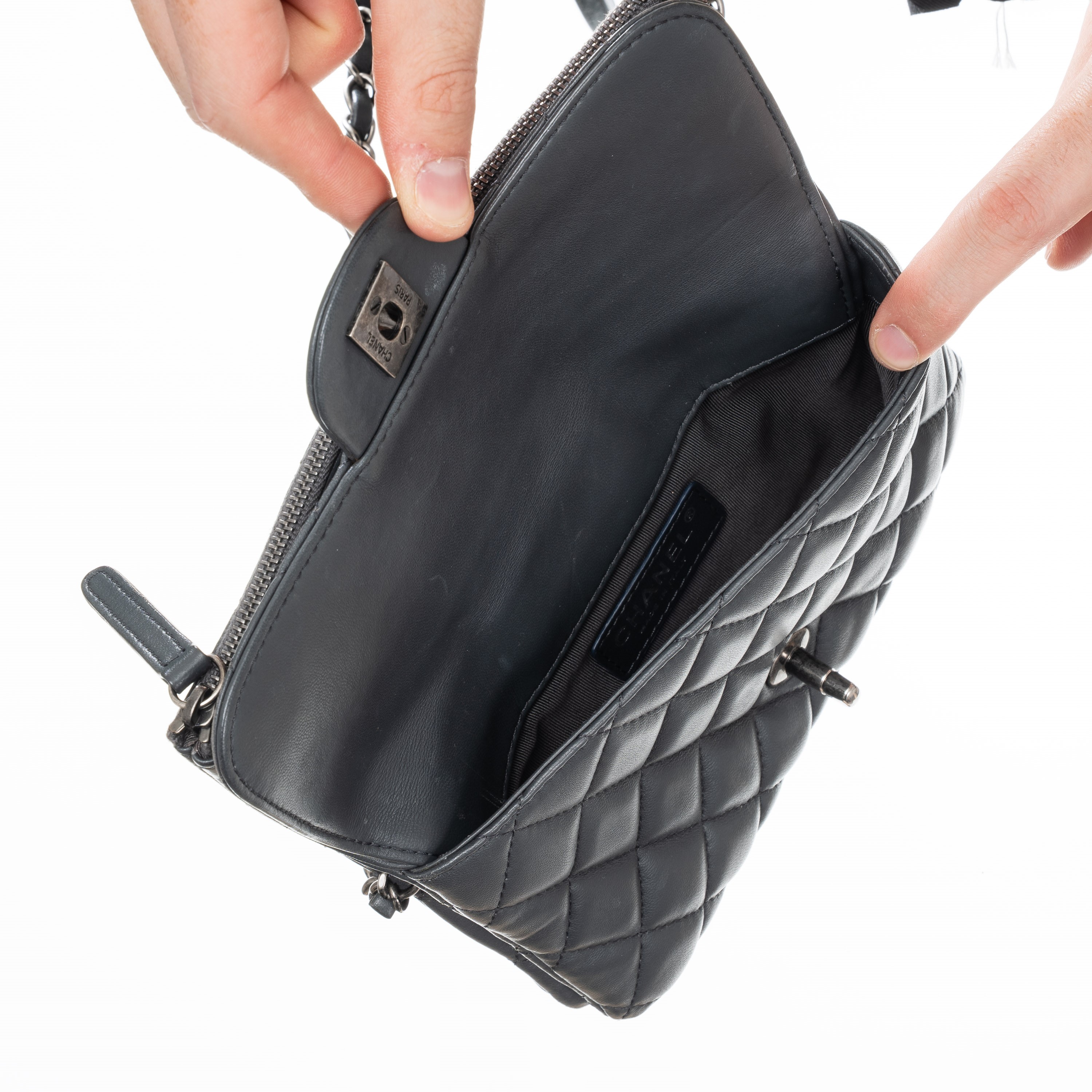 CHANEL MINI BAG MULTIPOCKET IN PELLE D’AGNELLO GRIGIA