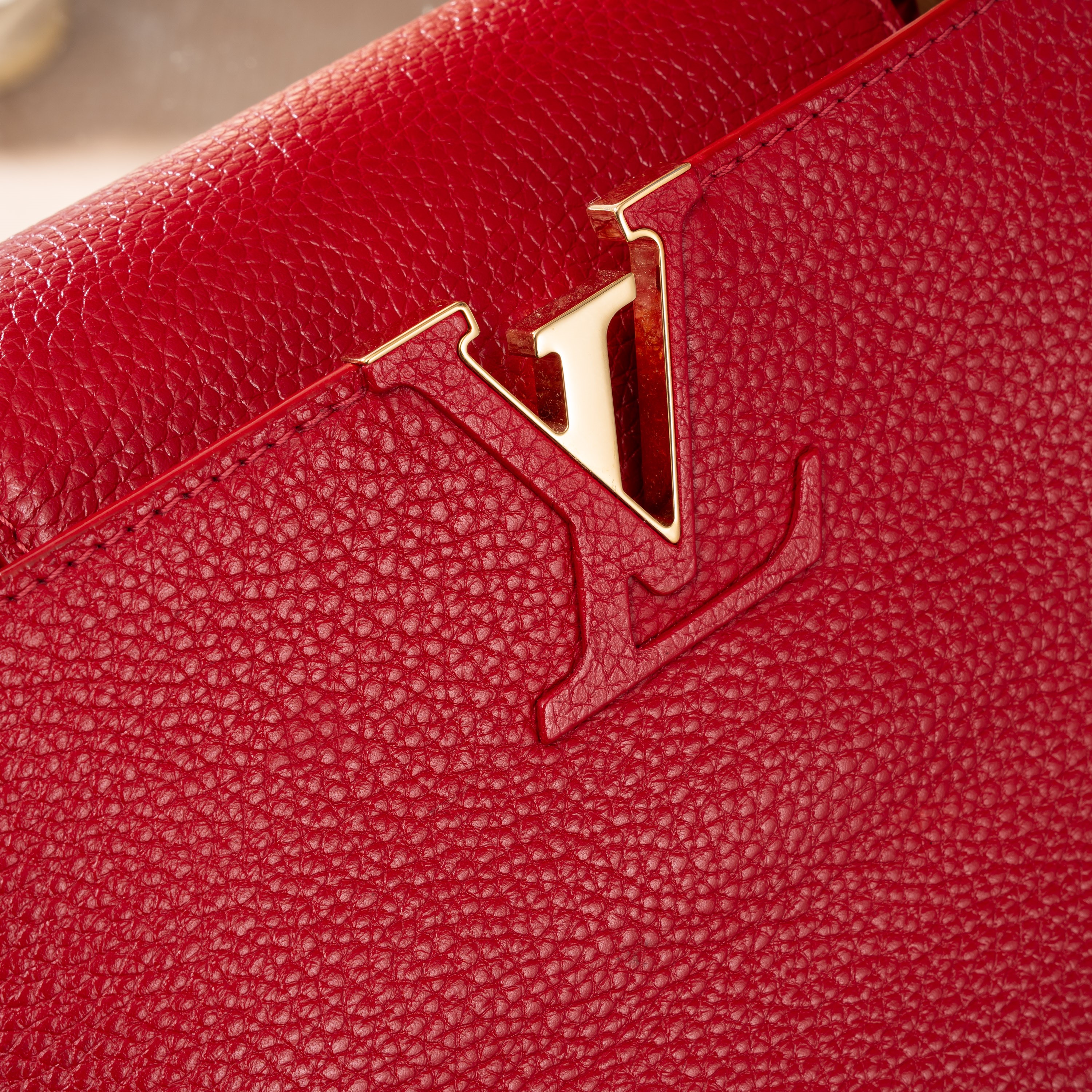 LOUIS VUITTON CAPUCINES PM IN PELLE TAURILLON COLOR SCARLATTO - 2018