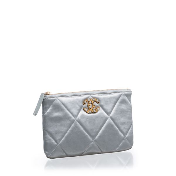 CHANEL - CHANEL POCHETTE 19 RASO VERDE ACQUA