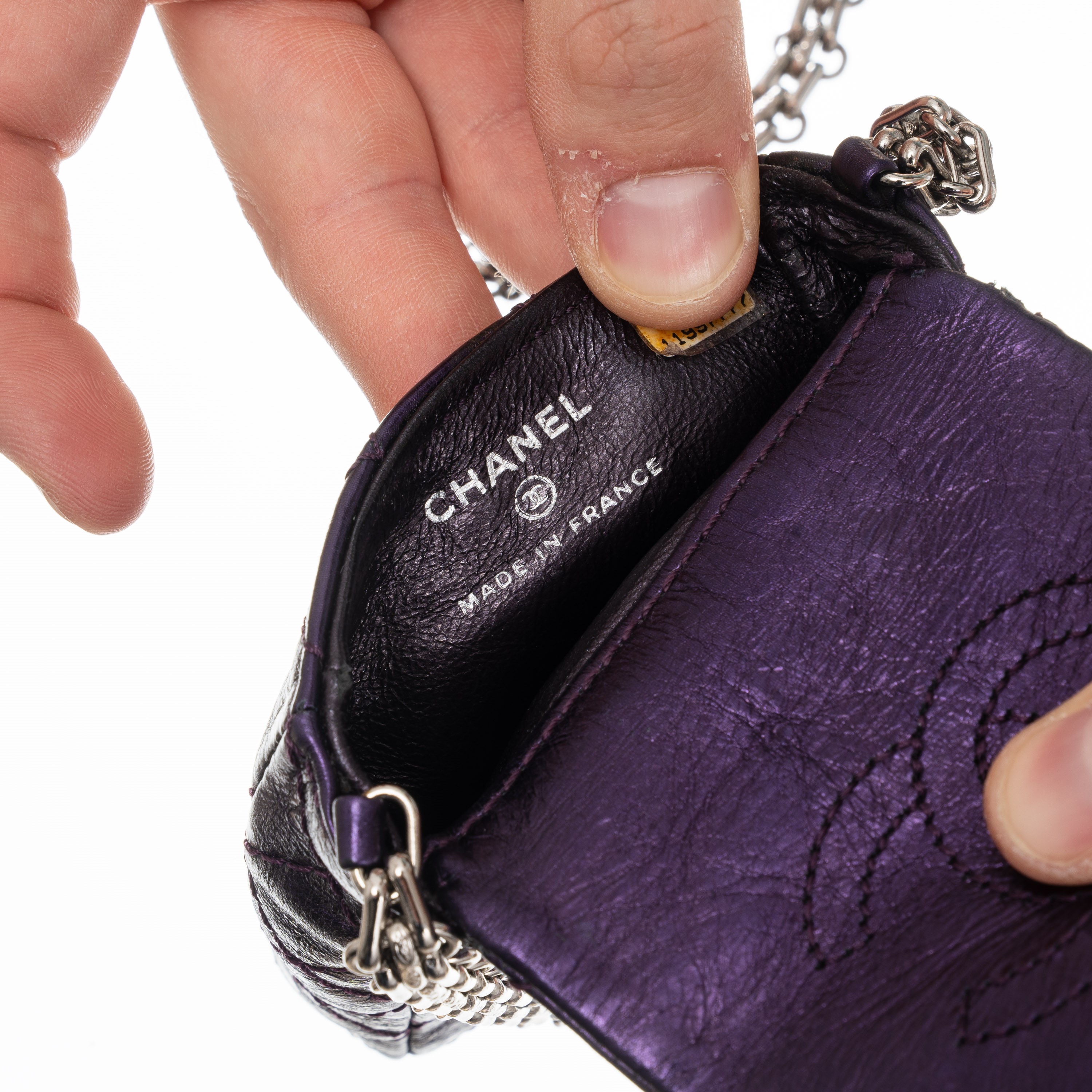 CHANEL MICRO BAG REISSUE PELLE MATELASSÉ COLOR VIOLA