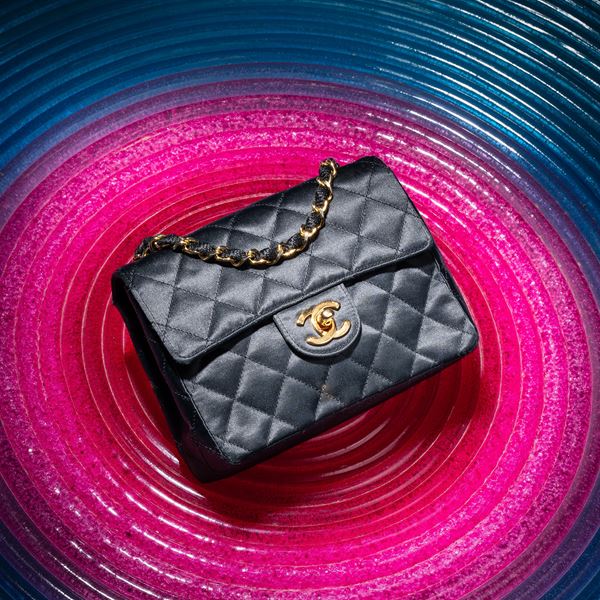 CHANEL VINTAGE MINI SQUARE IN RASO