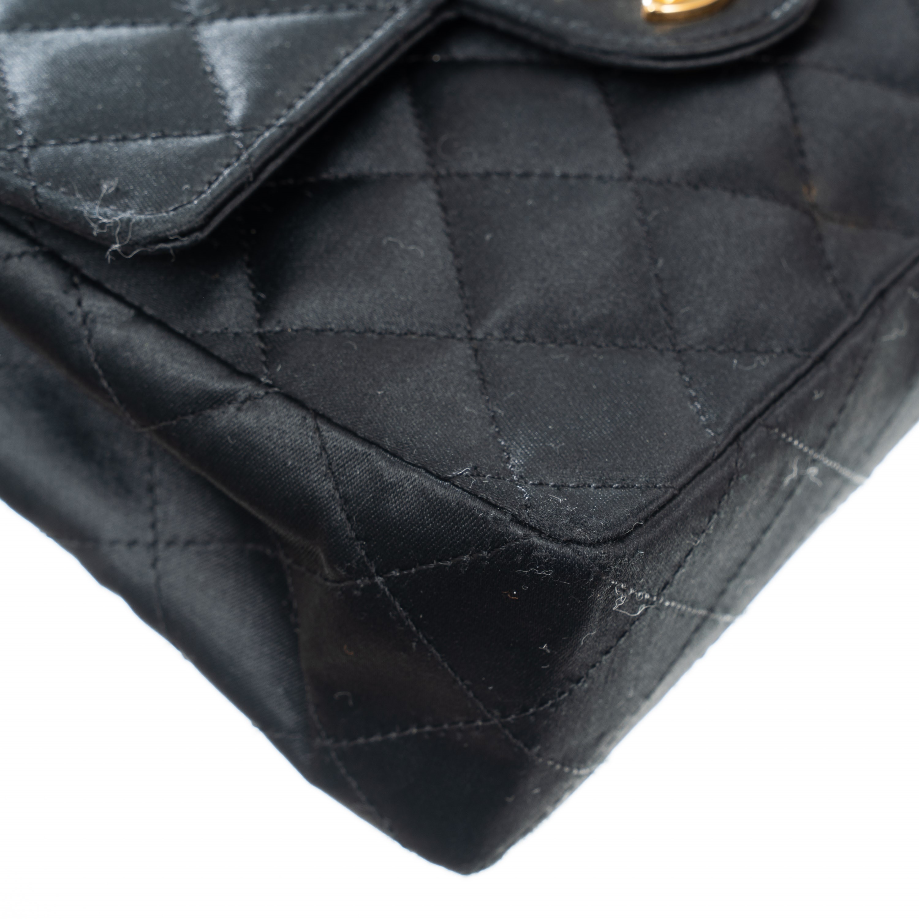 CHANEL VINTAGE MINI SQUARE IN RASO