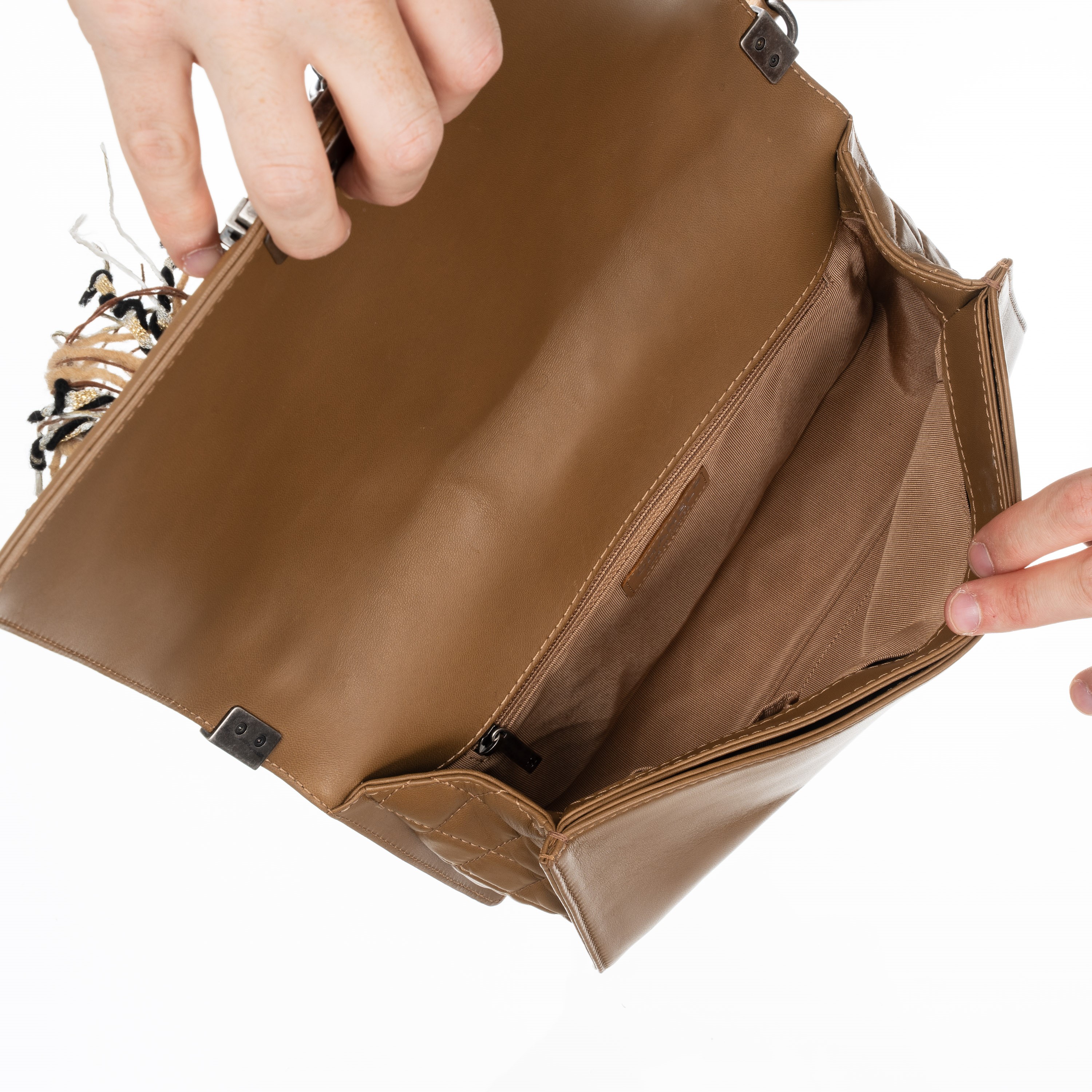 CHANEL BOY NEW MEDIUM LIMITED EDITION DALLAS PARIS