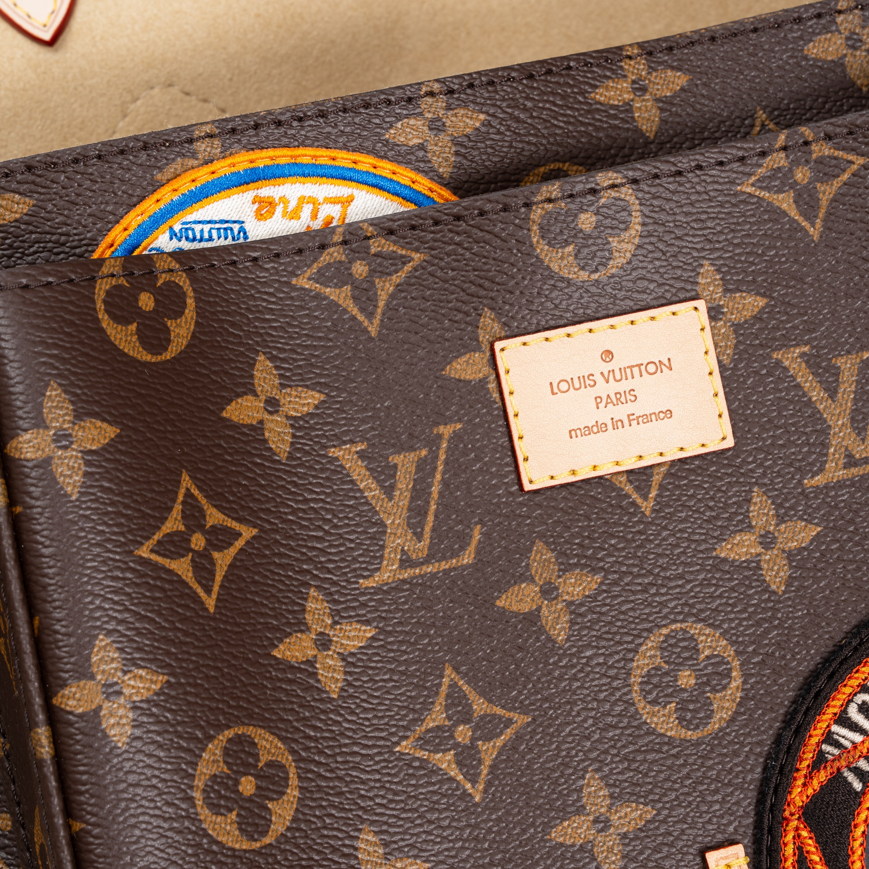 LOUIS VUITTON MESSENGER LIMITED EDITION LV X CINDY SHERMAN