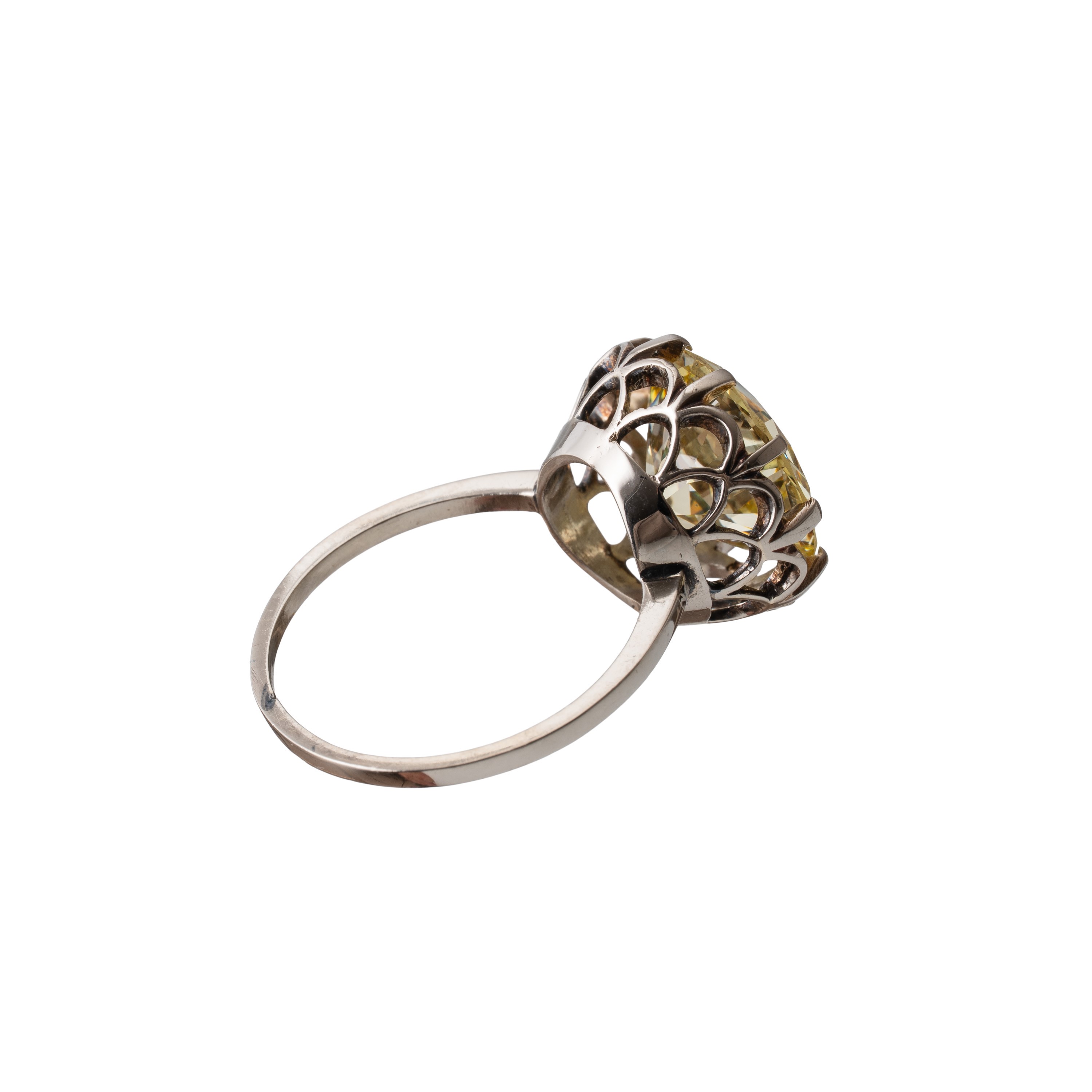 ANELLO SOLITARIO IN PLATINO CON DIAMANTE FANCY YELLOW