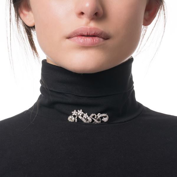 SPILLA IN PLATINO CON DIAMANTI