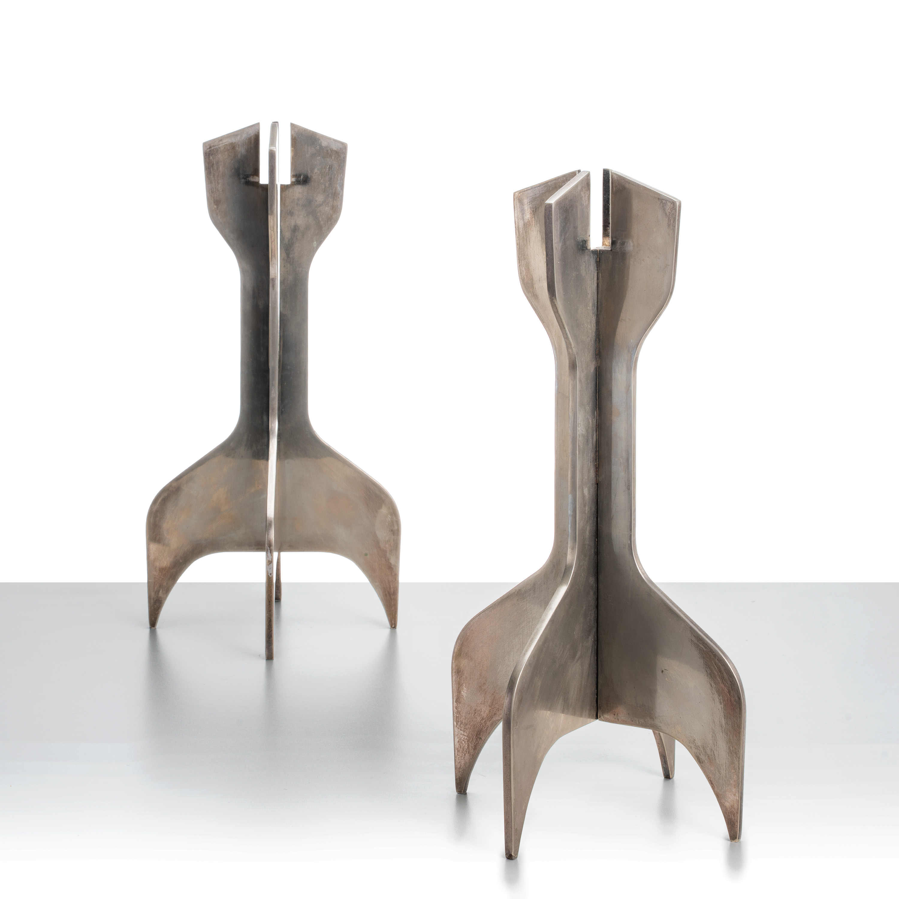 MARCEL BREUER, COPPIA CANDELIERI