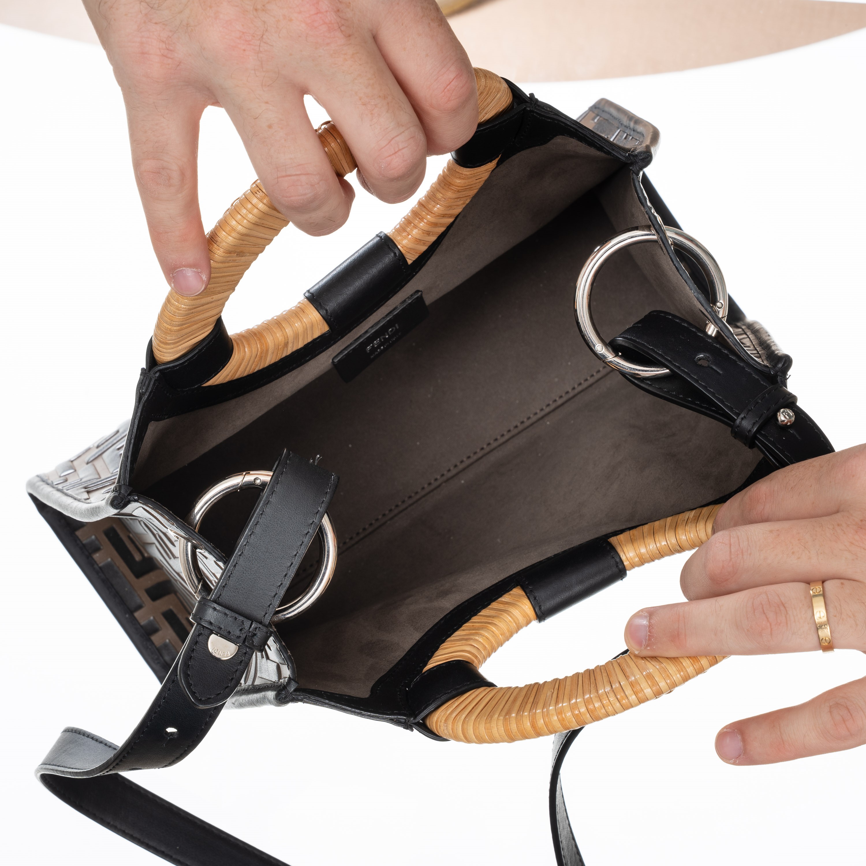 FENDI SHOPPING BAG RUNWAY IN PELLE CON STAMPA FF IN RILIEVO