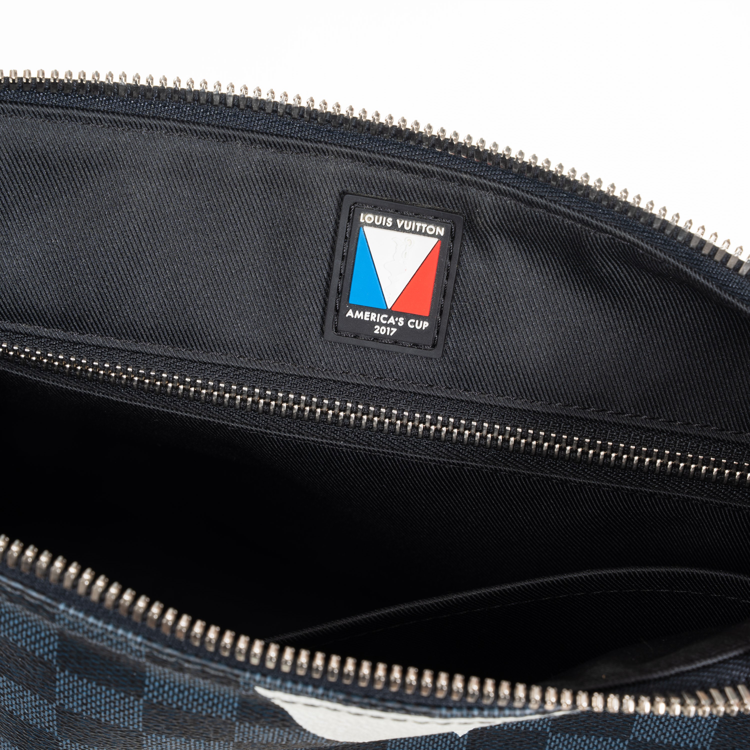 LOUIS VUITTON MICK PM LIMITED EDITION AMERICAN CUP IN DAMIER COBALT - 2017