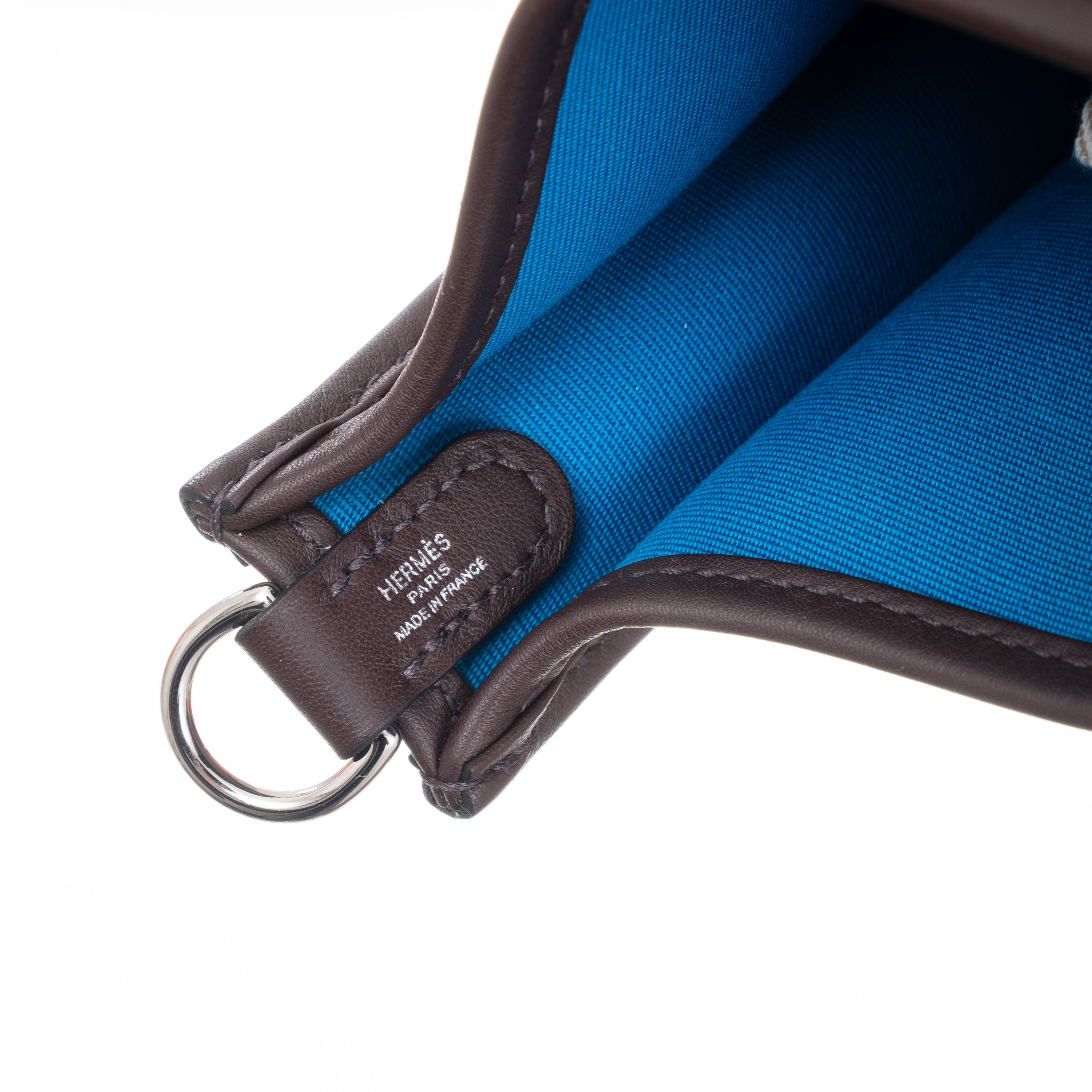 HERMÈS MINI NEO EVELYNE OFFICIER CANVAS E PELLAME SWIFT, COLOR RUBIS E ROUGE SELLIER, INTERNO BLU...