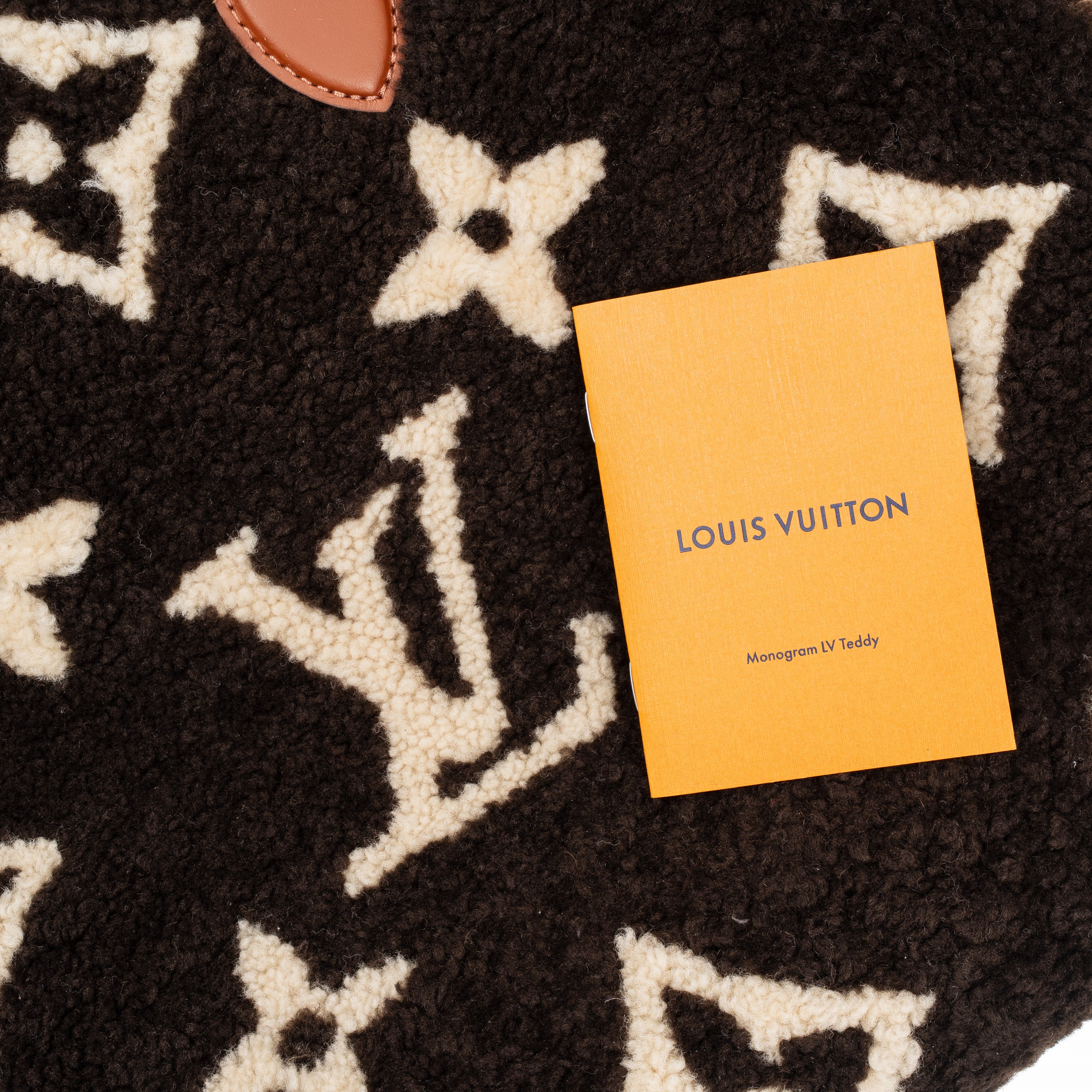 LOUIS VUITTON ONTHEGO GM LIMITED EDITION TEDDY - 2019