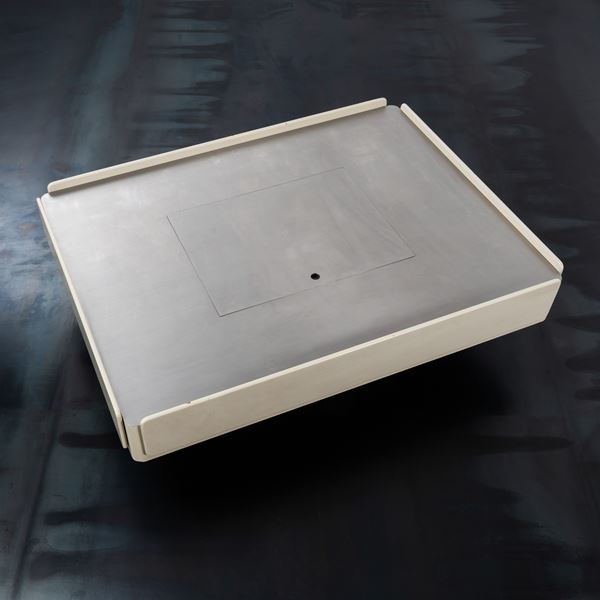 Vico Magistretti - VICO MAGISTRETTI, COFFEE TABLE 'CAORI'