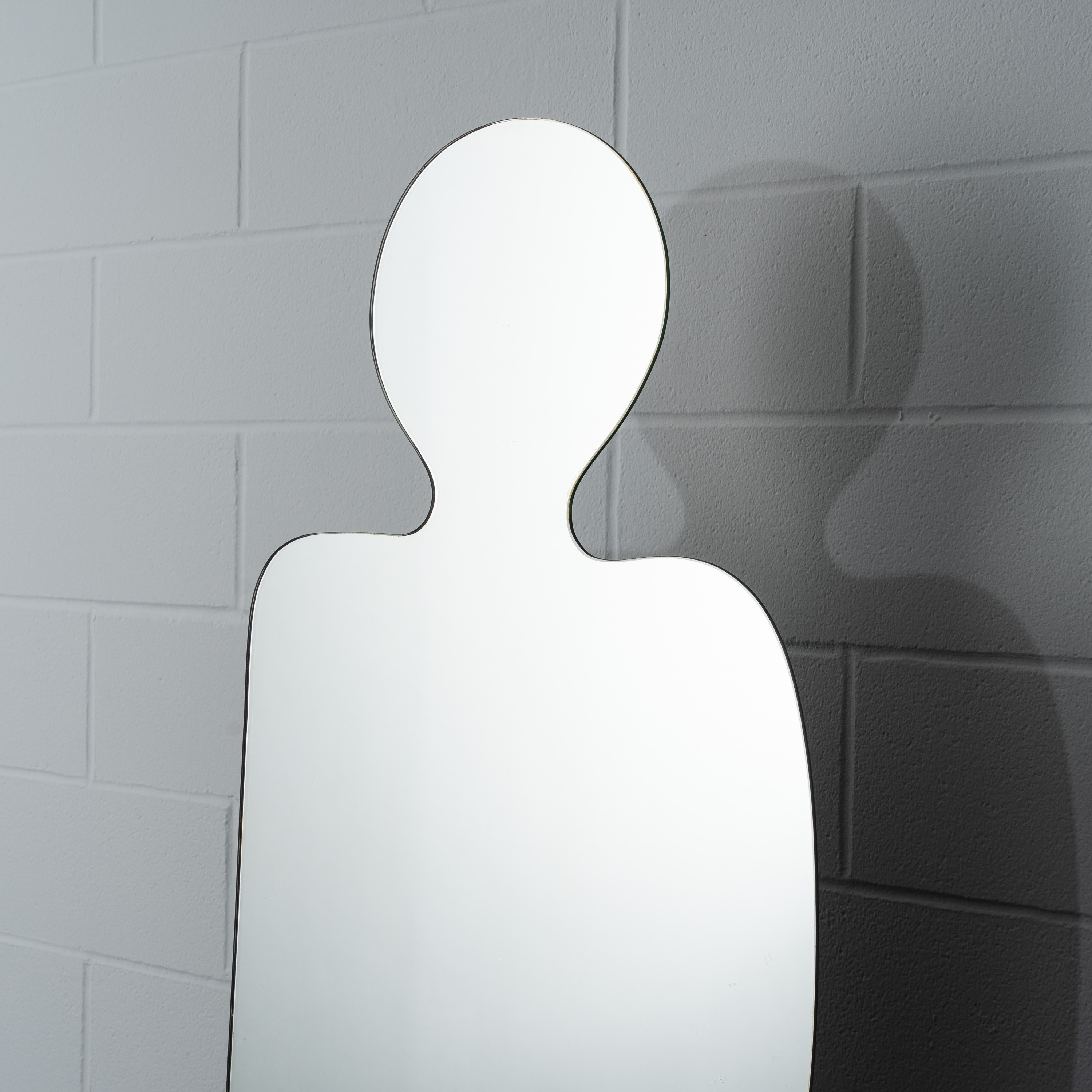 CLAUDIO PLATANIA, SPECCHIO 'NARCISO'