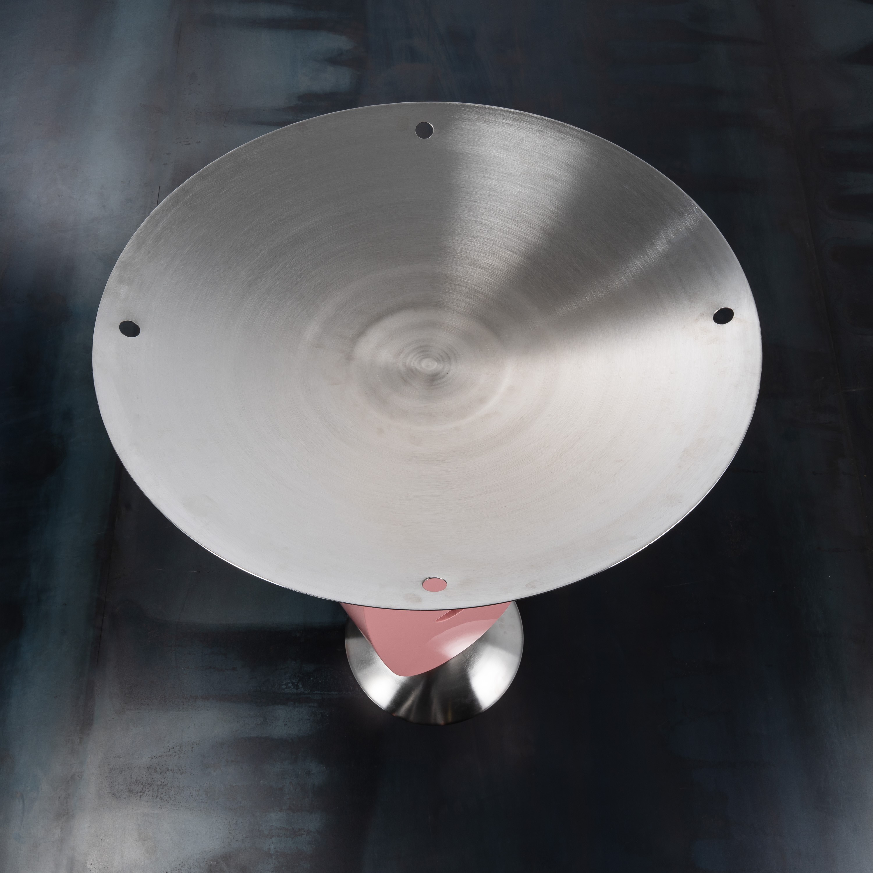 ANONIMO, TAVOLO SVUOTATASCHE