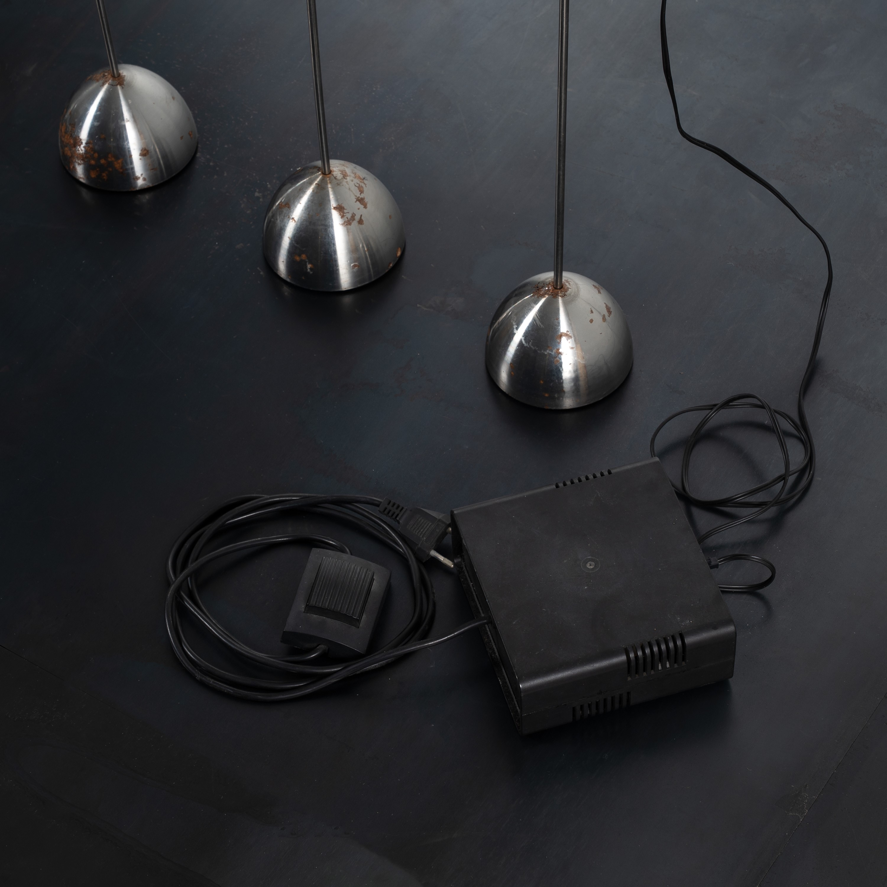 ALESSANDRO BIANCHINI, MIACHAEL GARELIK E ELY ROZENBERG, LAMPADA 'LONGWAVE/SHORTWAVE'