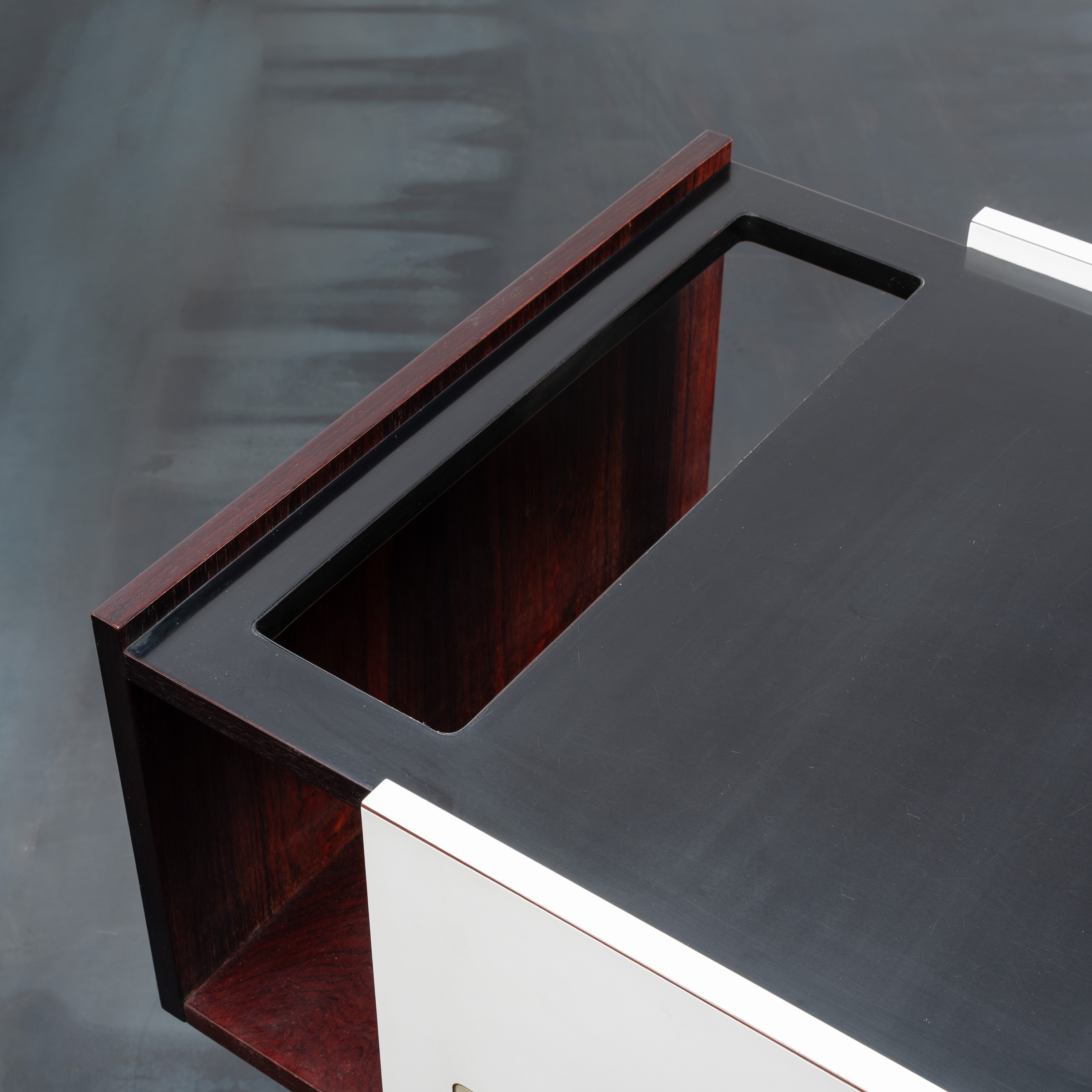 ANONIMO, MOBILE BAR