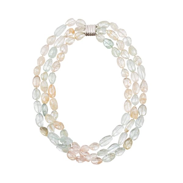 COLLANA IN ACQUAMARINA CON CHIUSURA IN ORO BIANCO