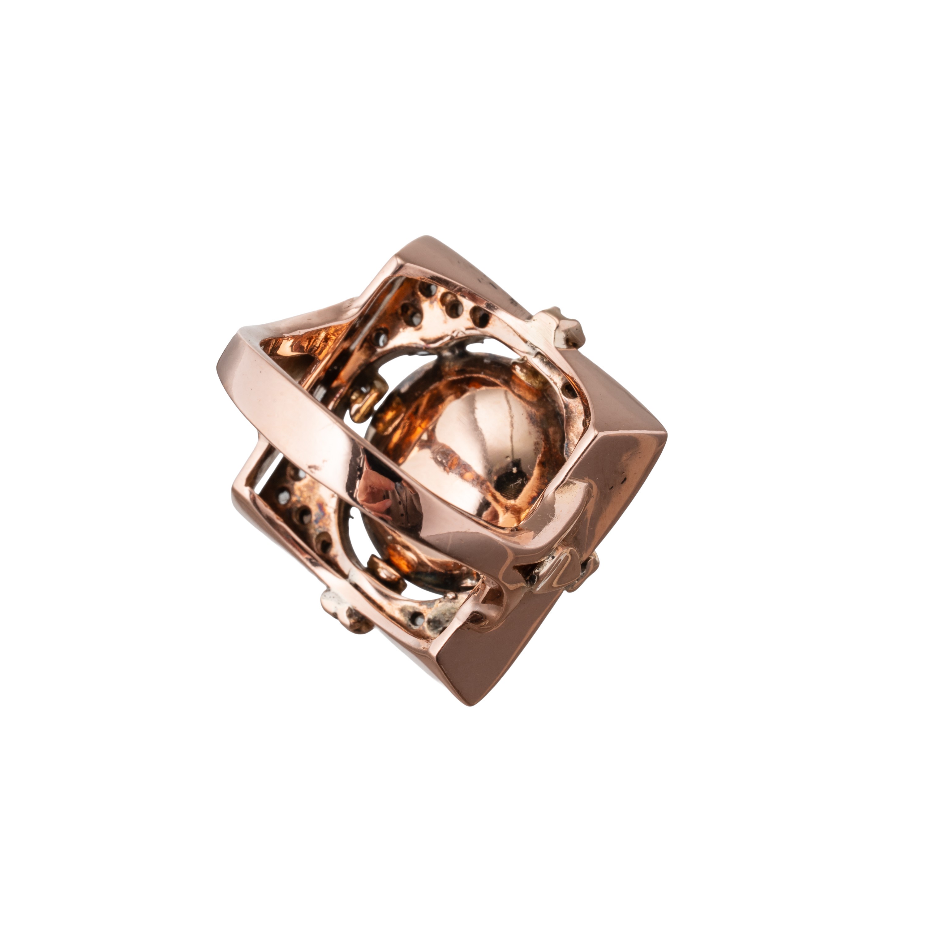 ANELLO IN ORO GIALLO E ARGENTO CON PERLA MABÉ E DIAMANTI