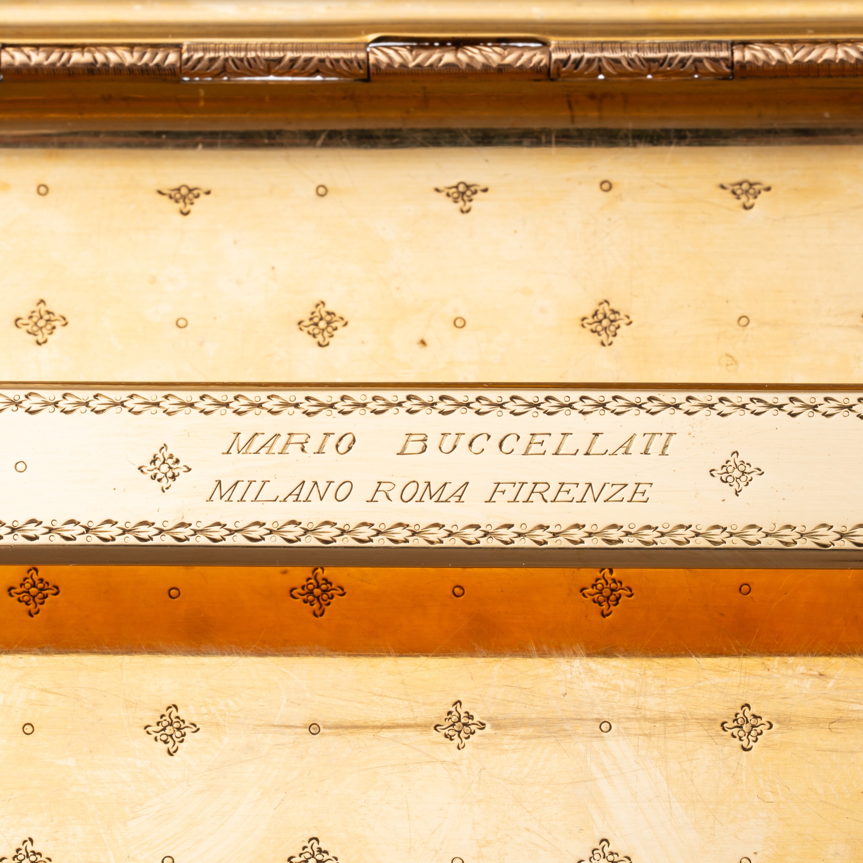 PORTA SIGARETTE MARIO BUCCELLATI IN ORO GIALLO