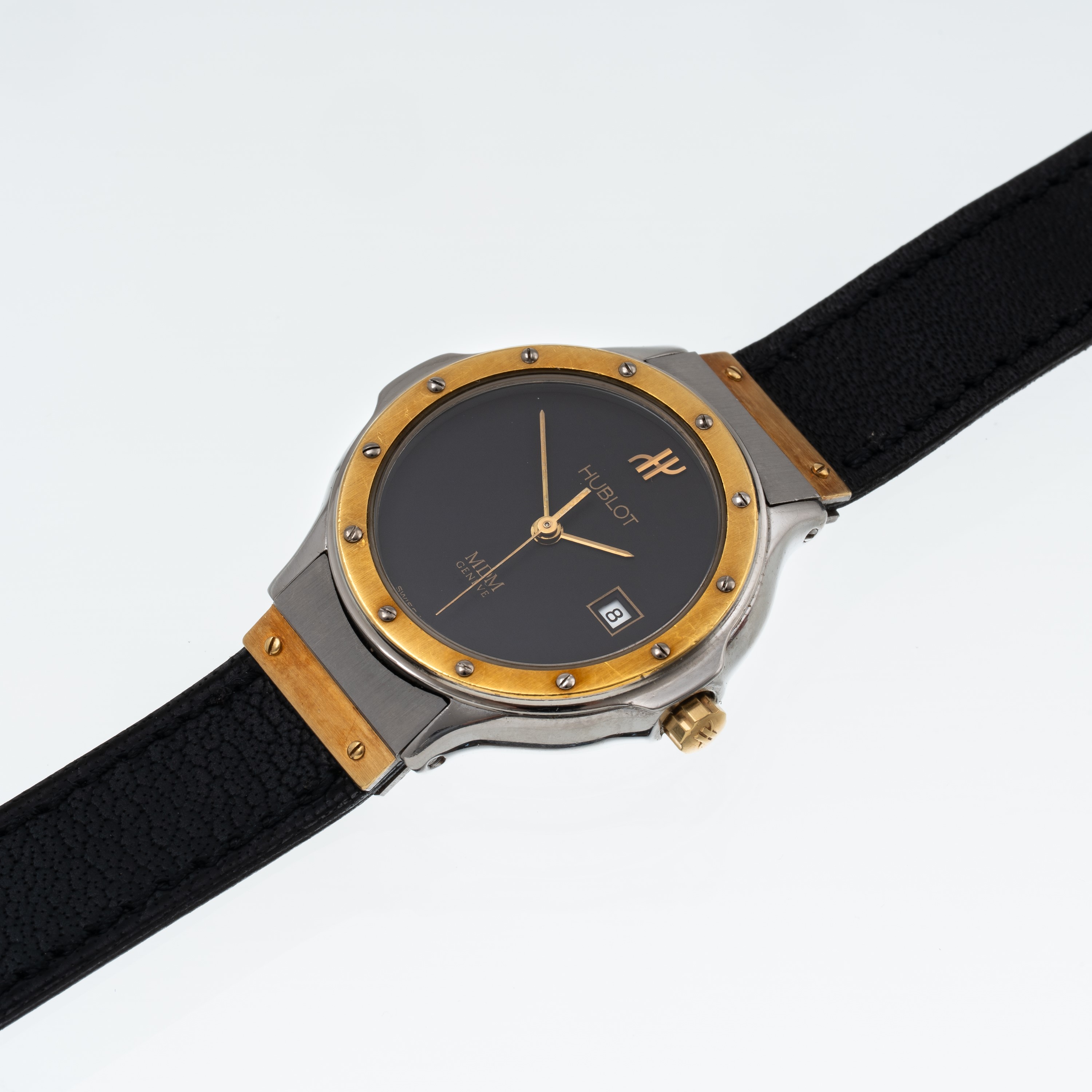 HUBLOT - MDM OROLOGIO SOLO TEMPO AL QUARZO INACCIAIO E ORO GIALLO 18 KT CON QUADRANTE NERO, SECON...